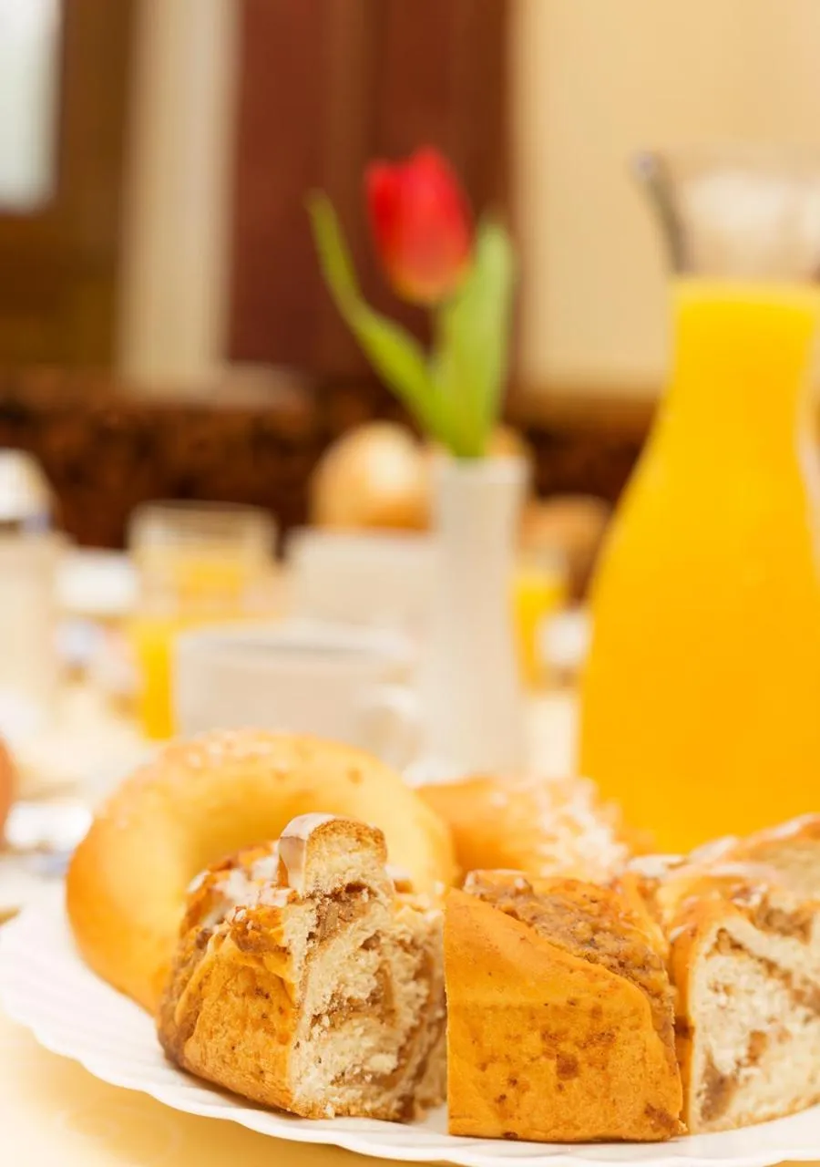 Buffet breakfast in Hotel Brunnwirt