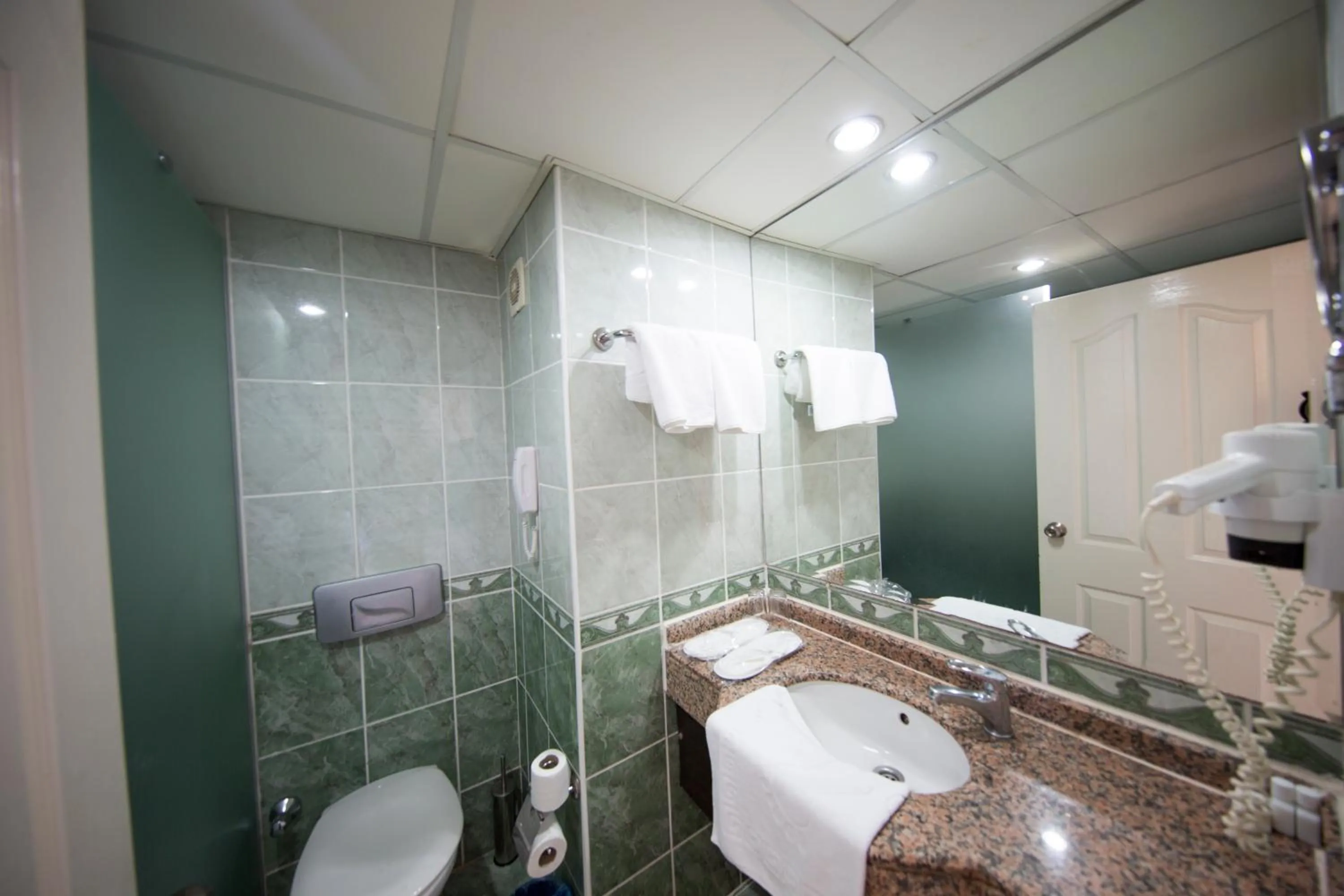 Bathroom in First Class Hotel - All Inclusive