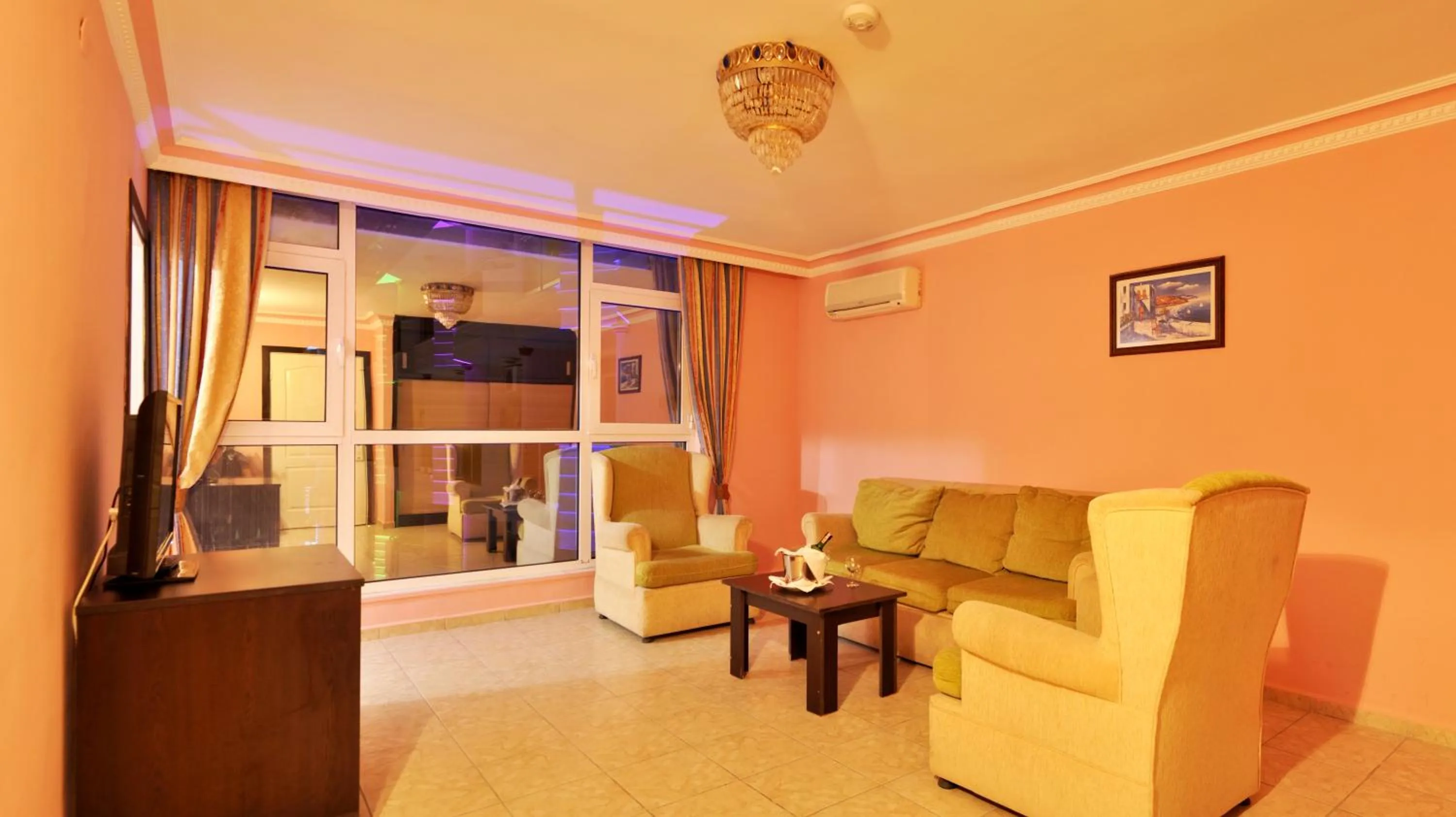 TV and multimedia in First Class Hotel - All Inclusive