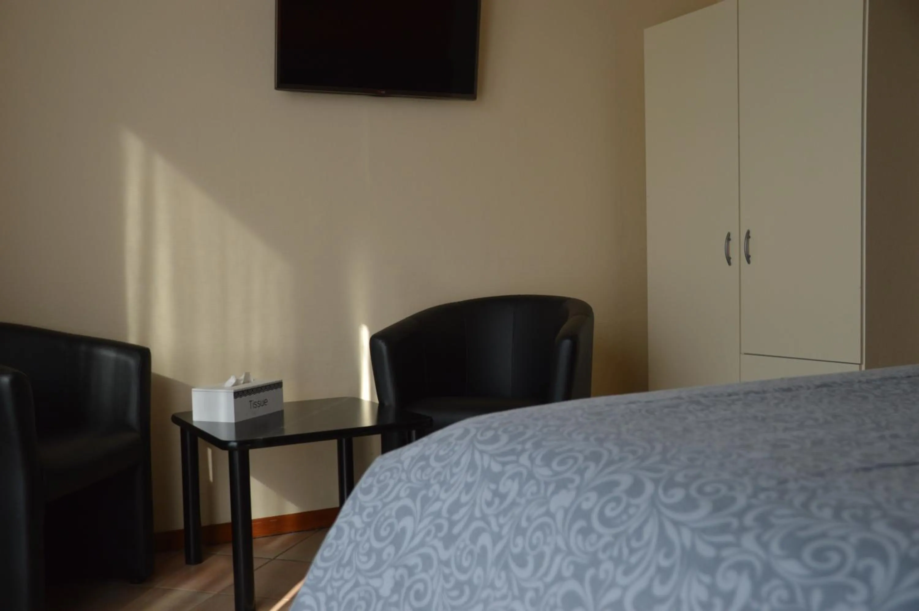 TV and multimedia, Bed in B&B The Protea