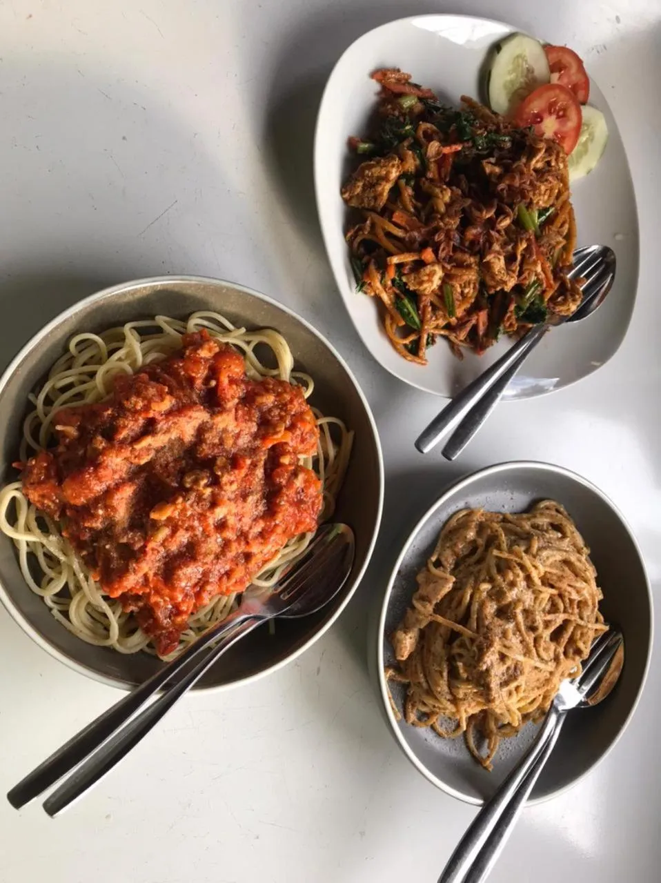 Restaurant/places to eat in Romlan