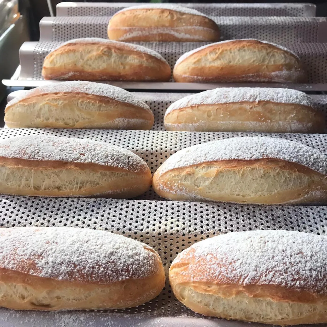 Restaurant/places to eat in Romlan