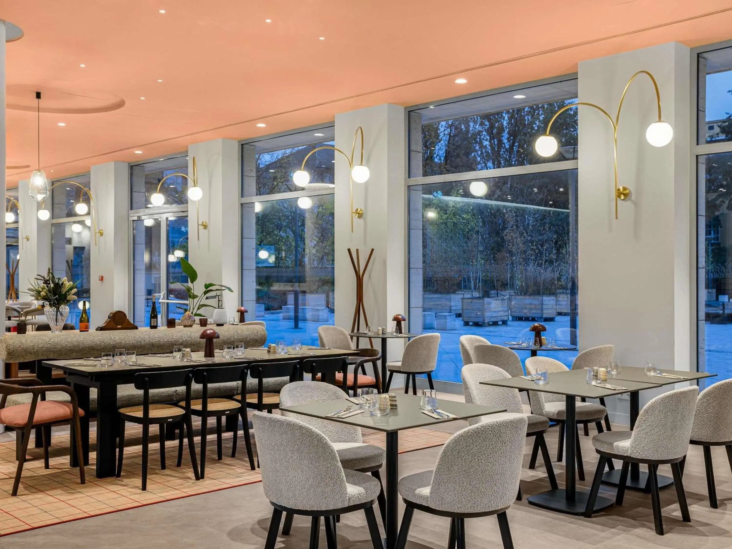 Restaurant/places to eat in Hotel Lycium Debrecen - Handwritten Collection Restaurant/places to eat in Hotel Lycium Debrecen - Handwritten Collection