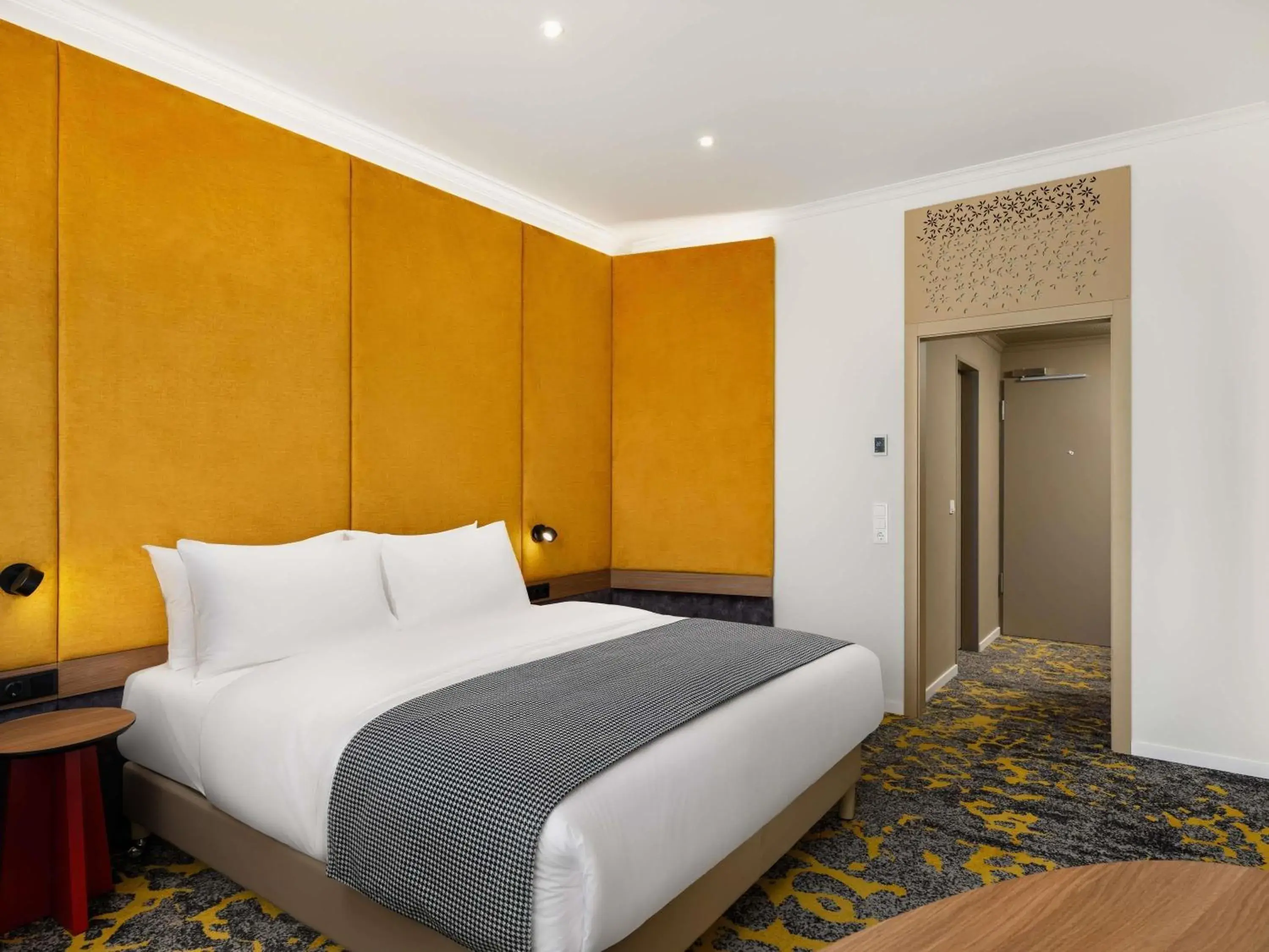 Bedroom, Bed in Hotel Lycium Debrecen - Handwritten Collection Bedroom, Bed in Hotel Lycium Debrecen - Handwritten Collection