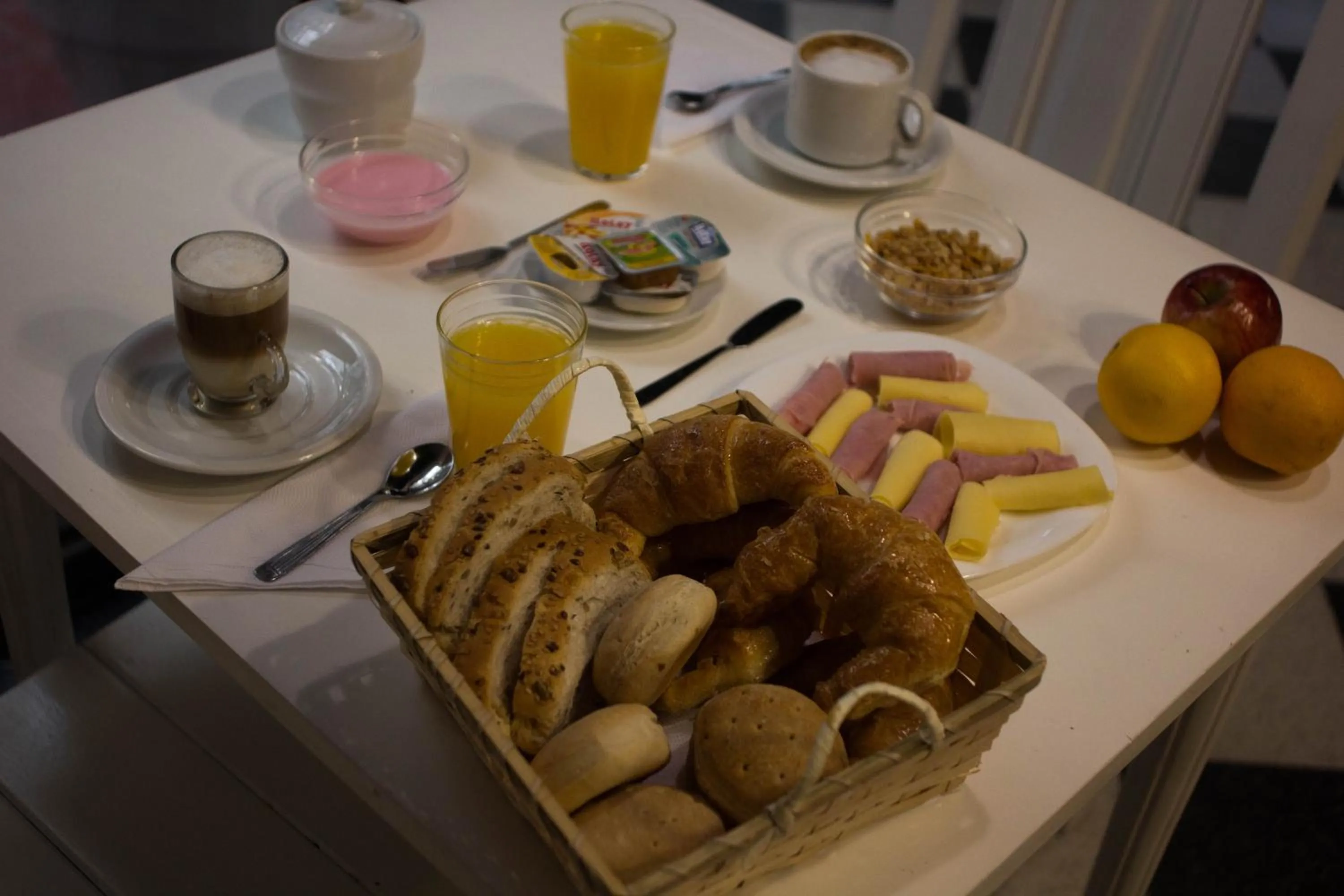 Food and drinks in Casa Urbana Hotel