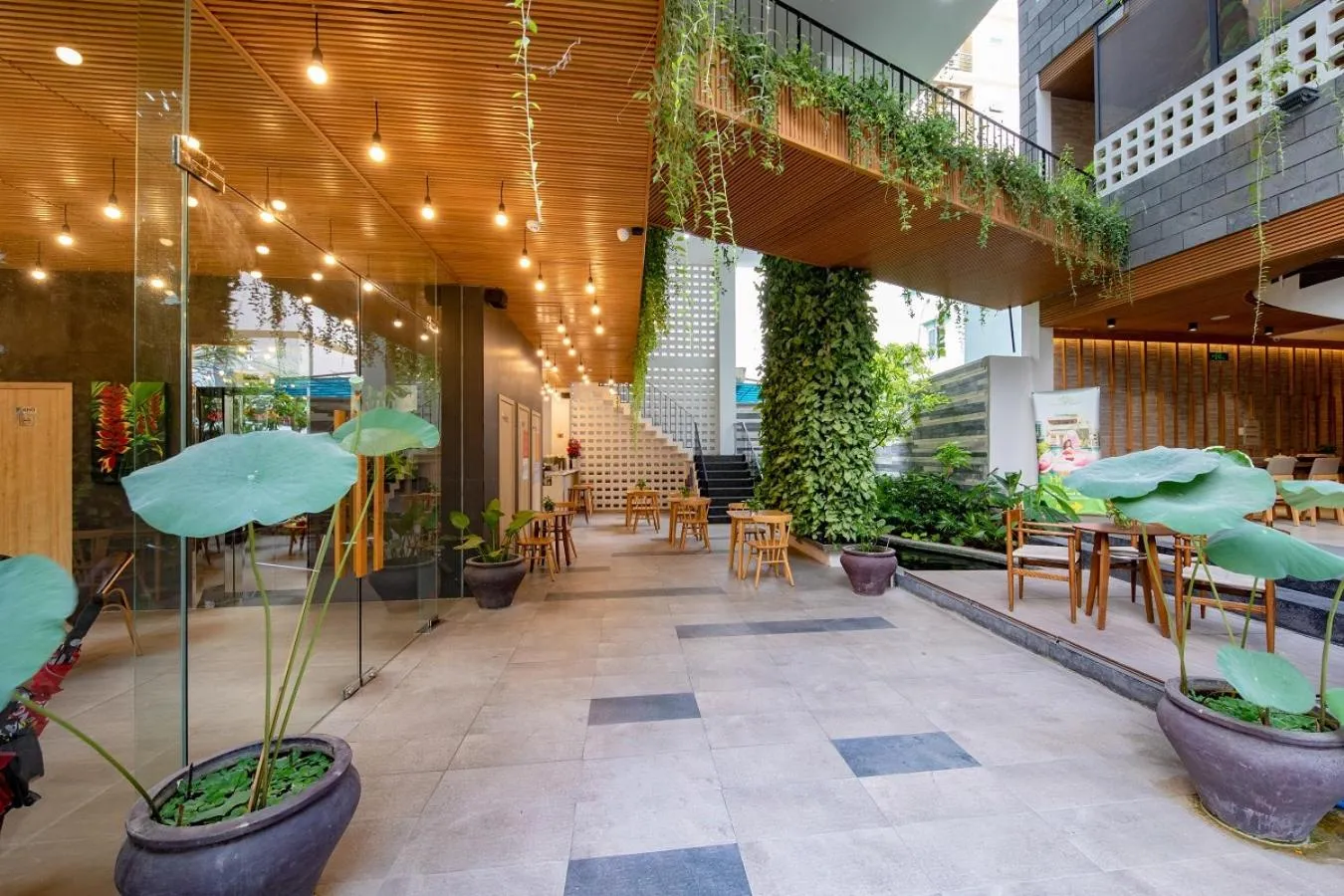 Patio in Babylon Garden Da Nang