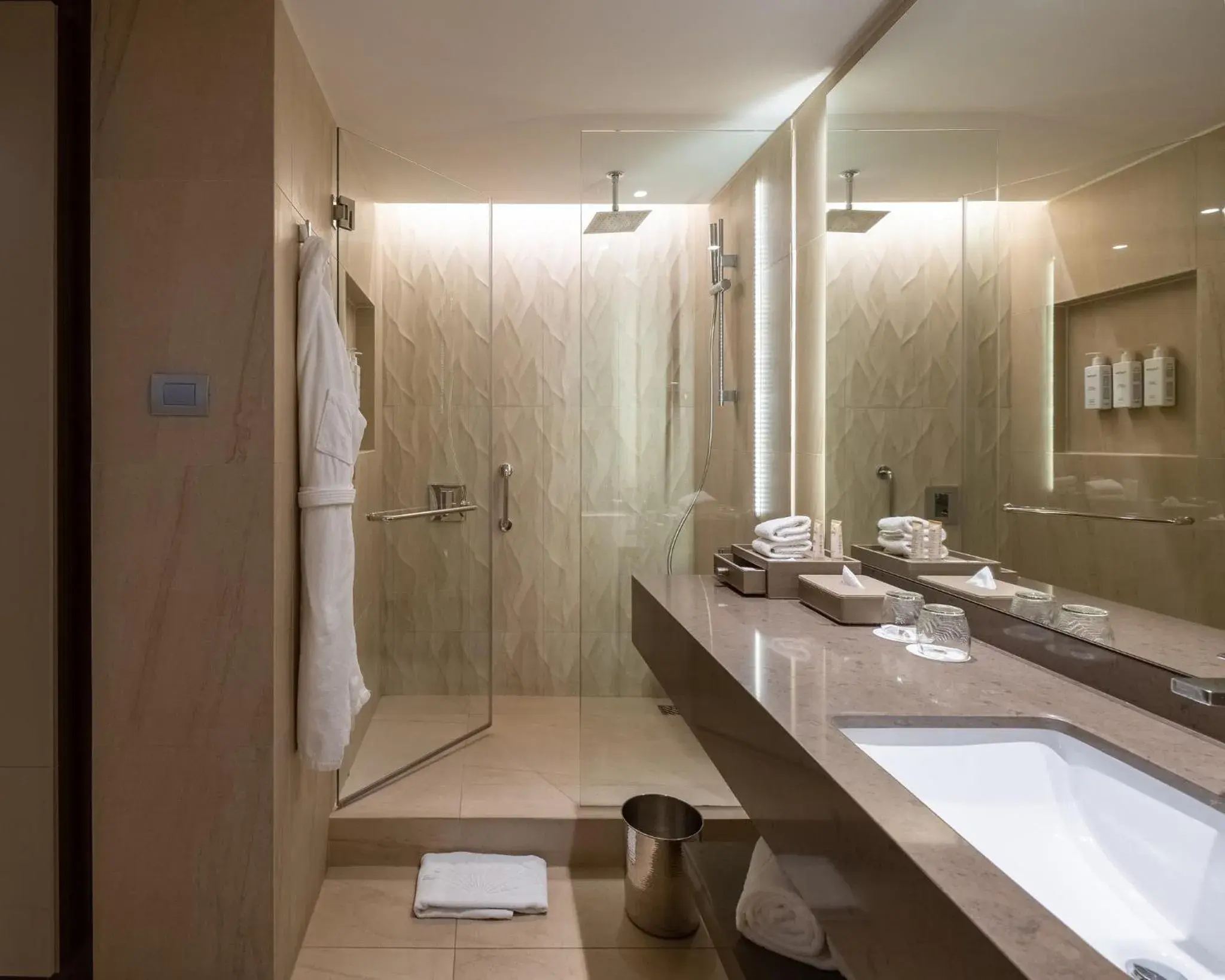 Deluxe Room Twin in Mandarin Oriental, Santiago Deluxe Room Twin in Mandarin Oriental, Santiago