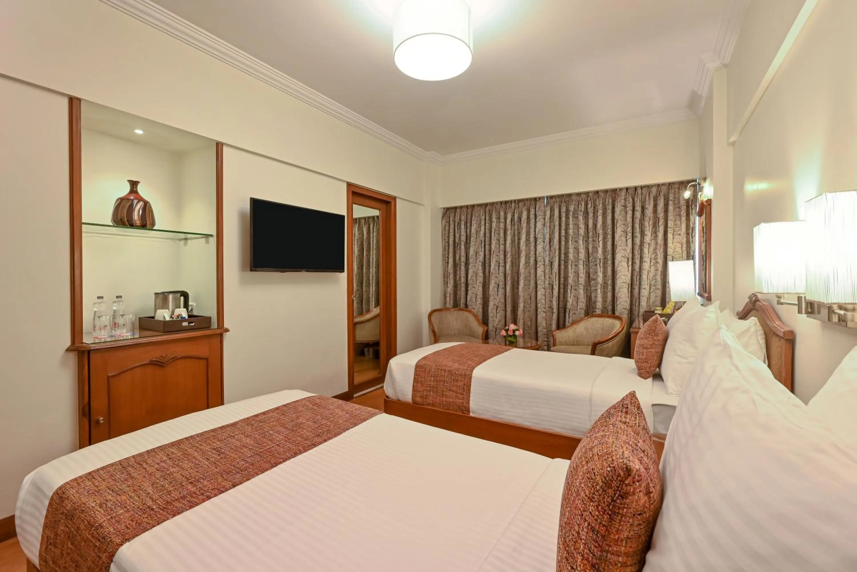 Bed in Fariyas Hotel Mumbai , Colaba