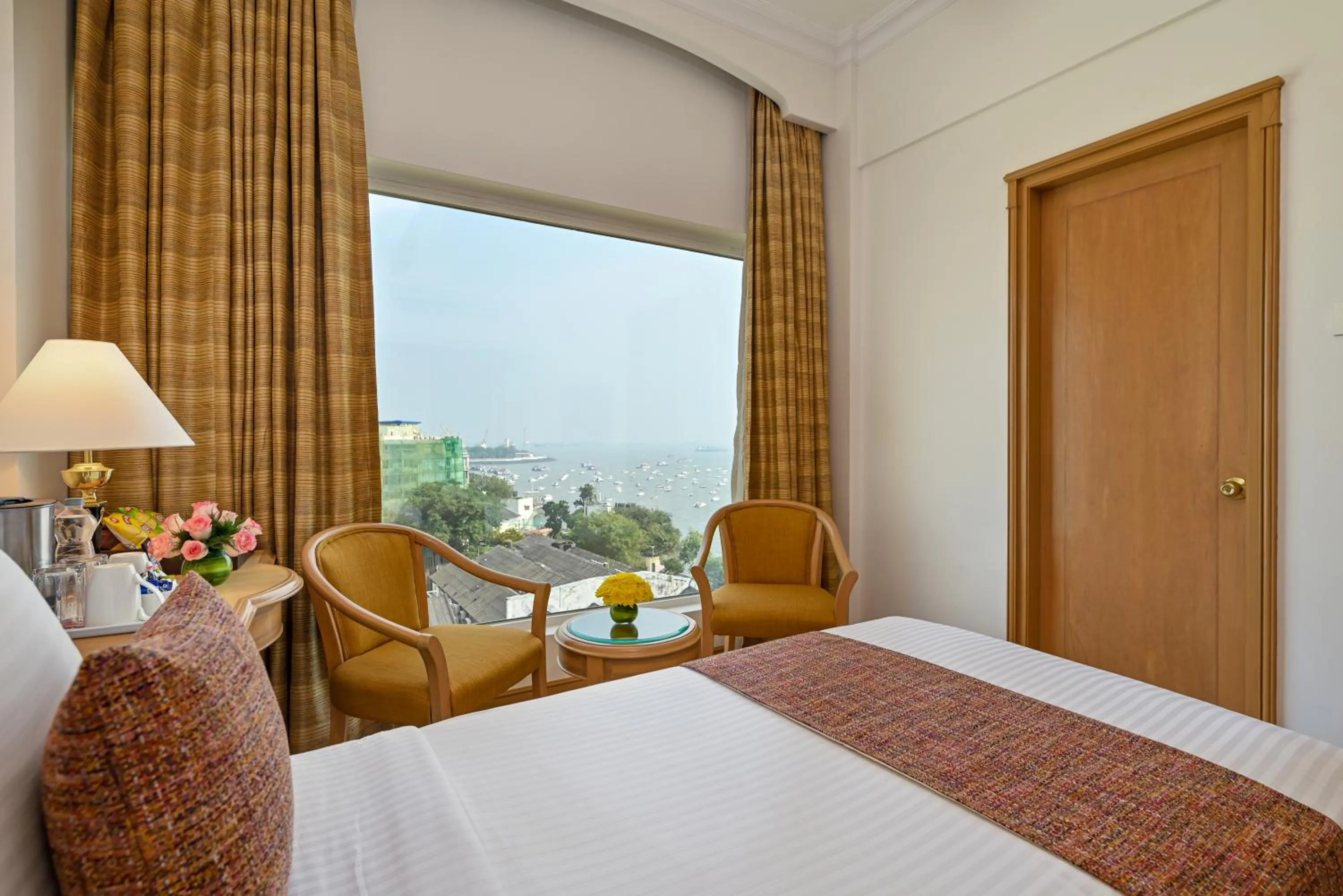 Bed in Fariyas Hotel Mumbai , Colaba