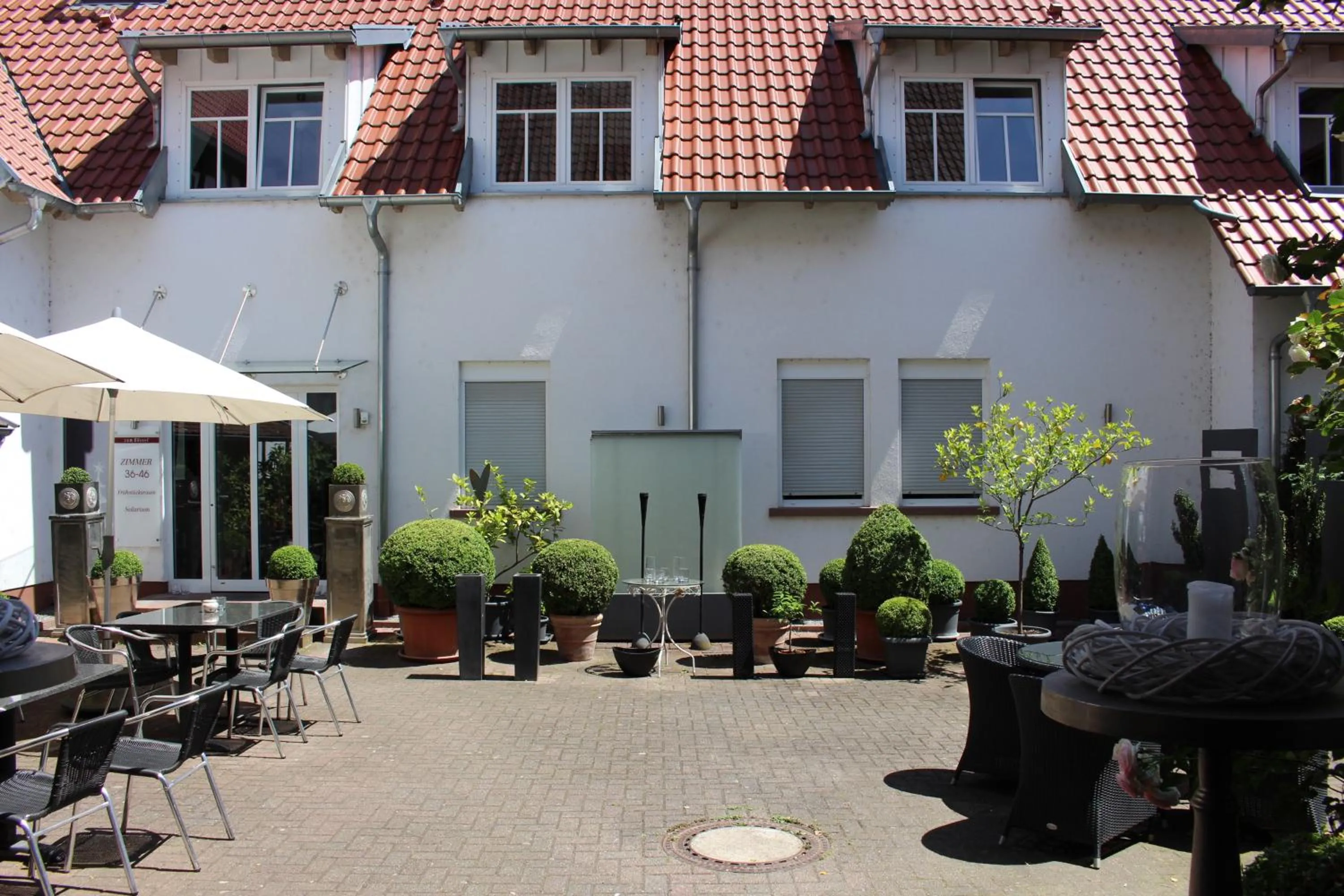 Property building in Hotel zum Rössel