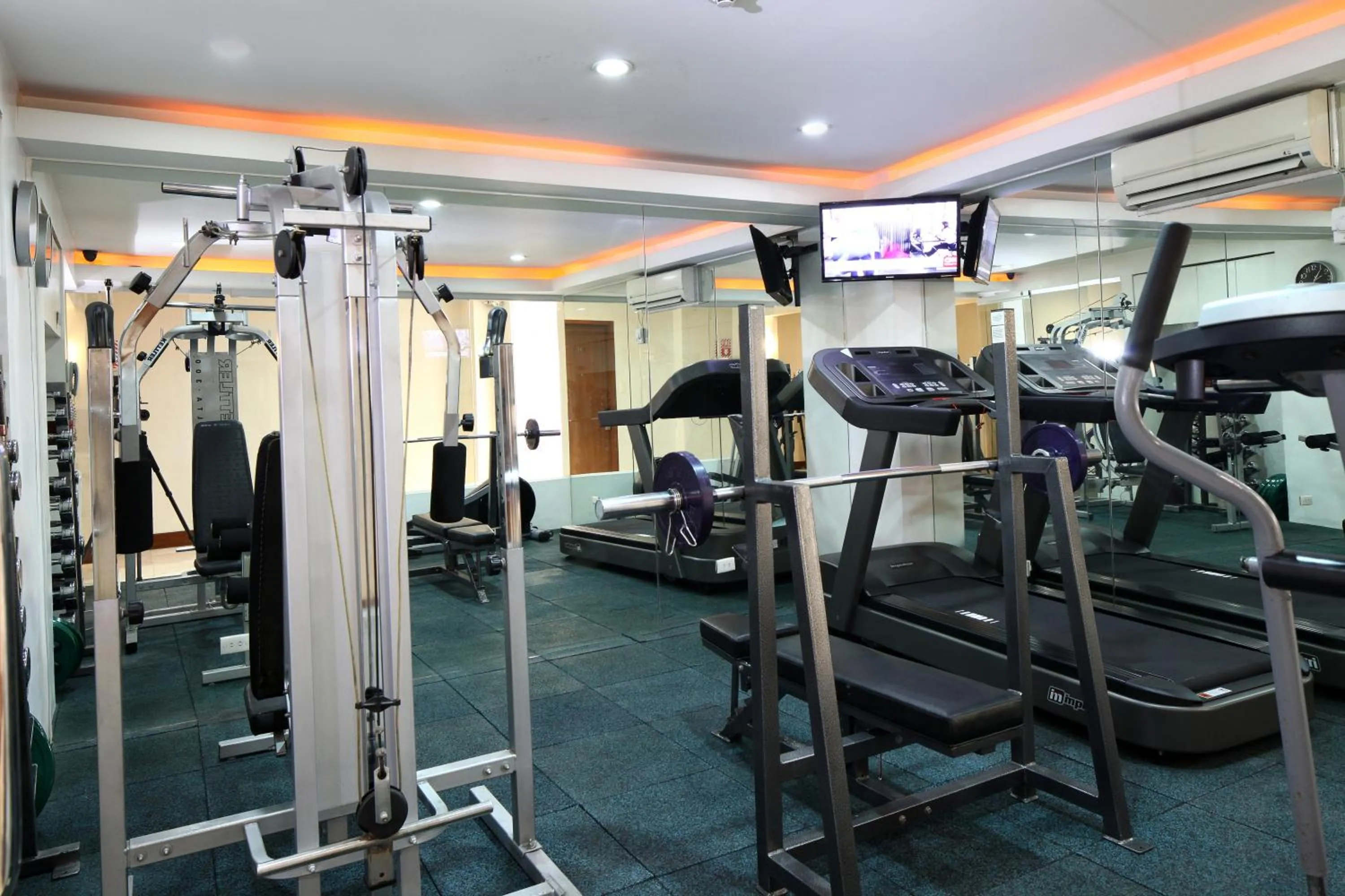 Fitness centre/facilities in Manila Lotus Hotel