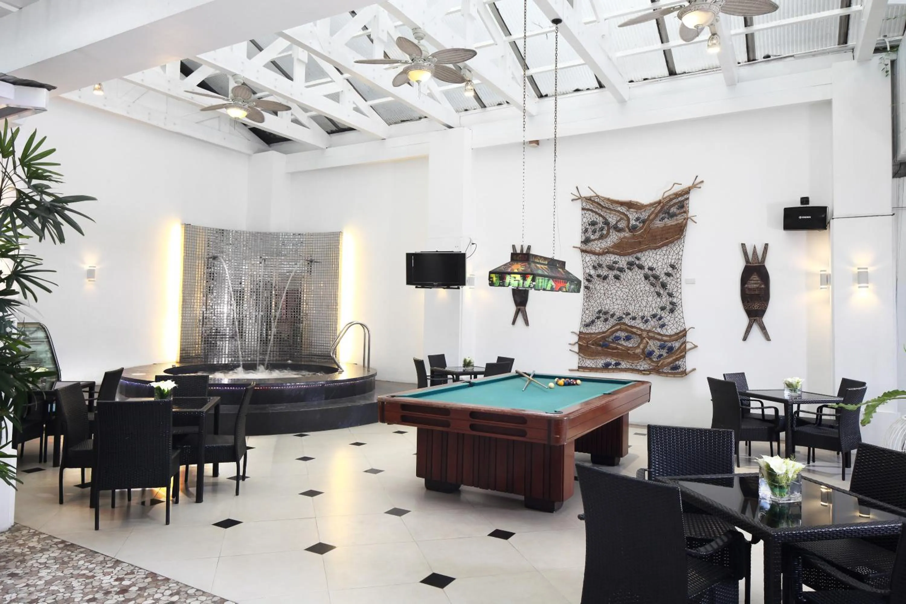 Hot Tub in Manila Lotus Hotel