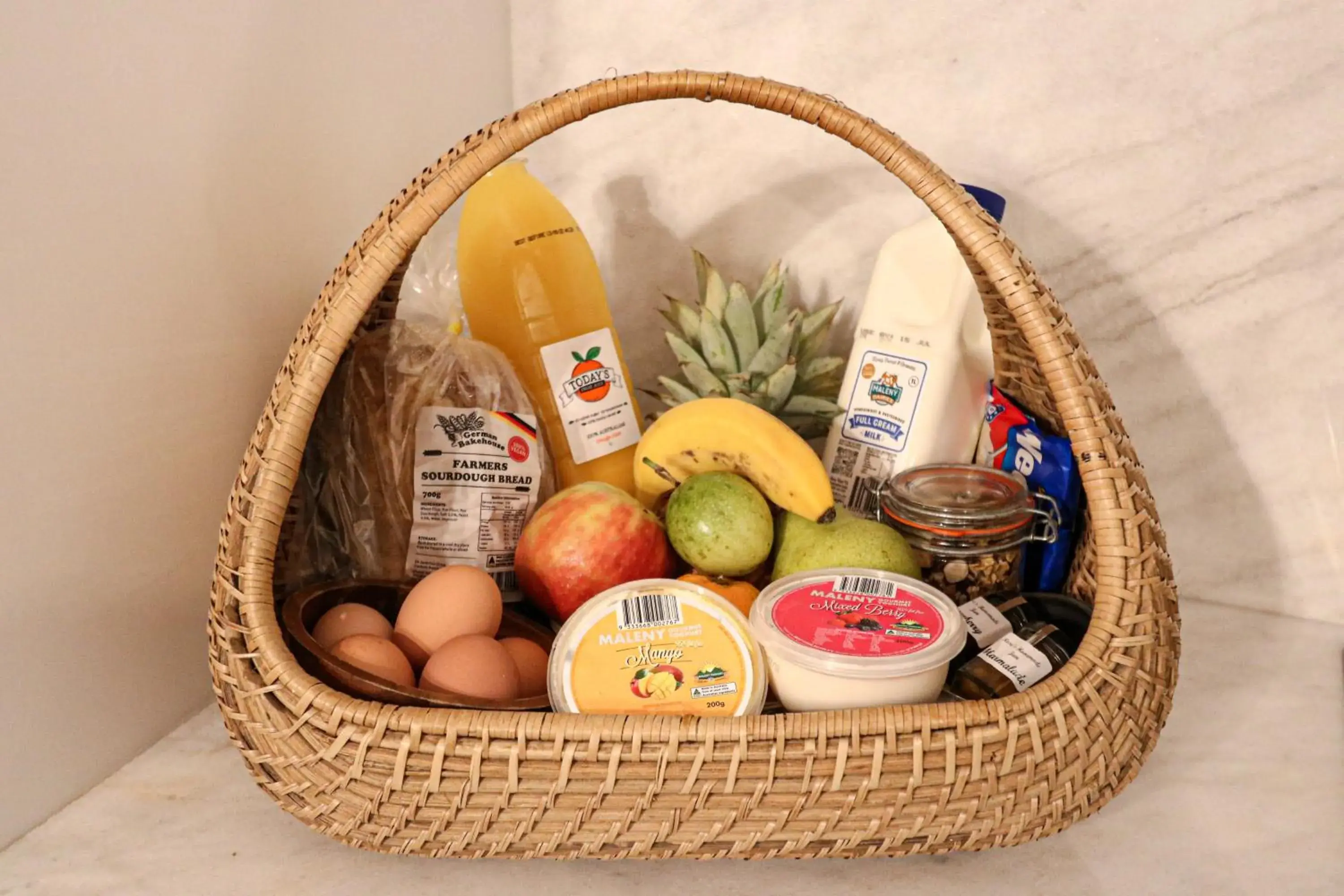 Breakfast in Narrows Escape Rainforest Retreat Breakfast in Narrows Escape Rainforest Retreat