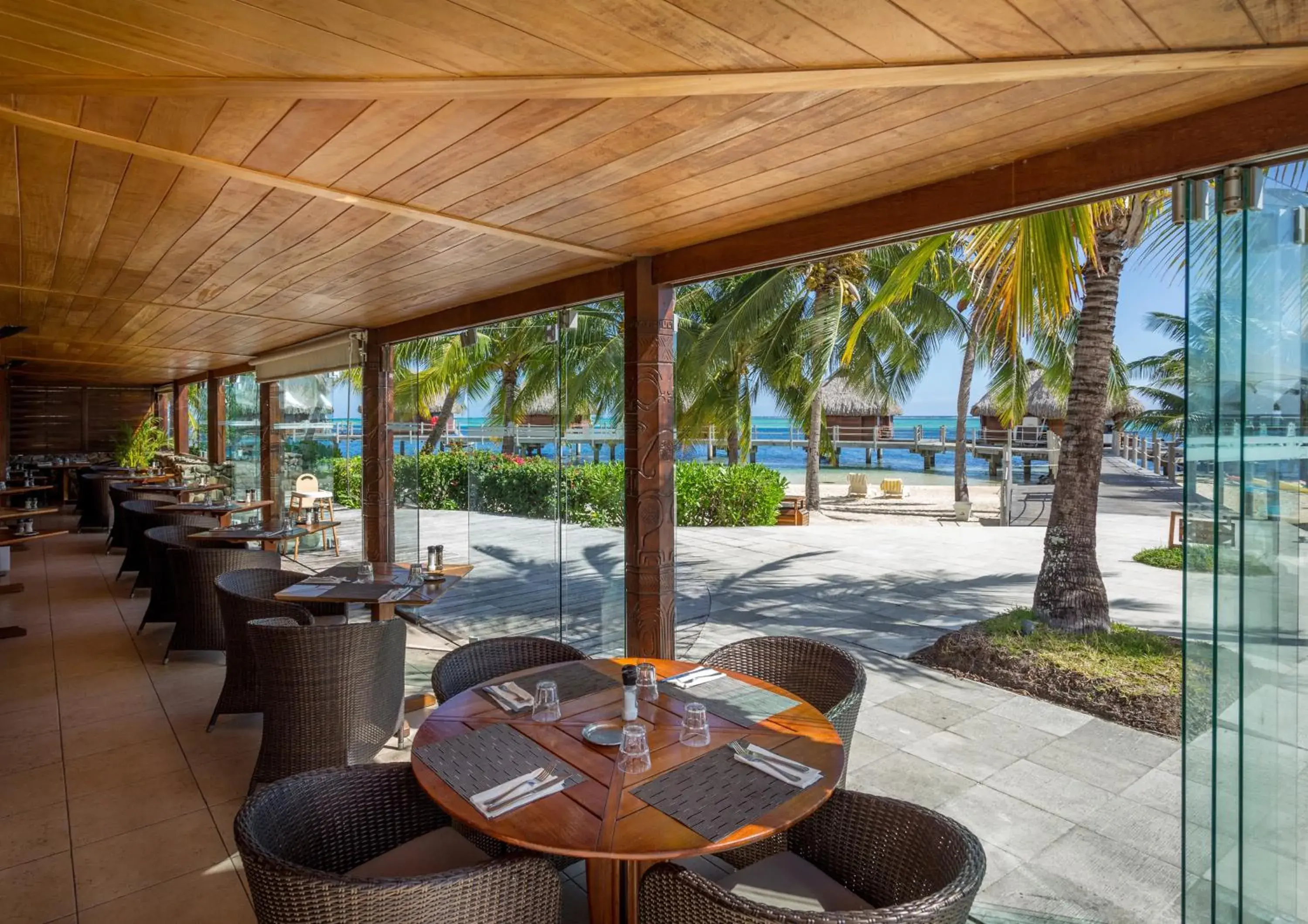 Restaurant/places to eat in Manava Beach Resort & Spa Moorea Restaurant/places to eat in Manava Beach Resort & Spa Moorea