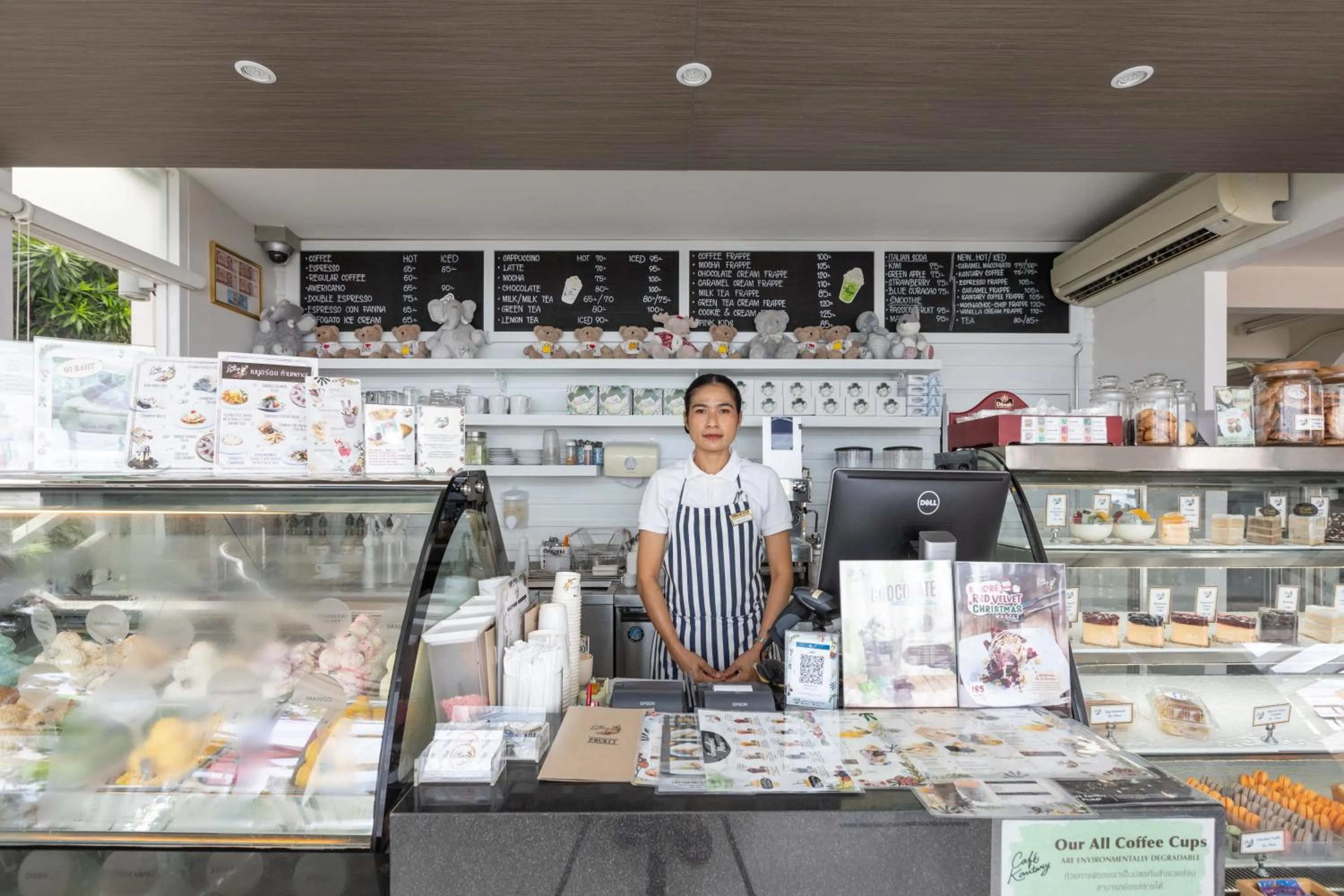 Restaurant/places to eat in Kantary Bay Hotel Phuket