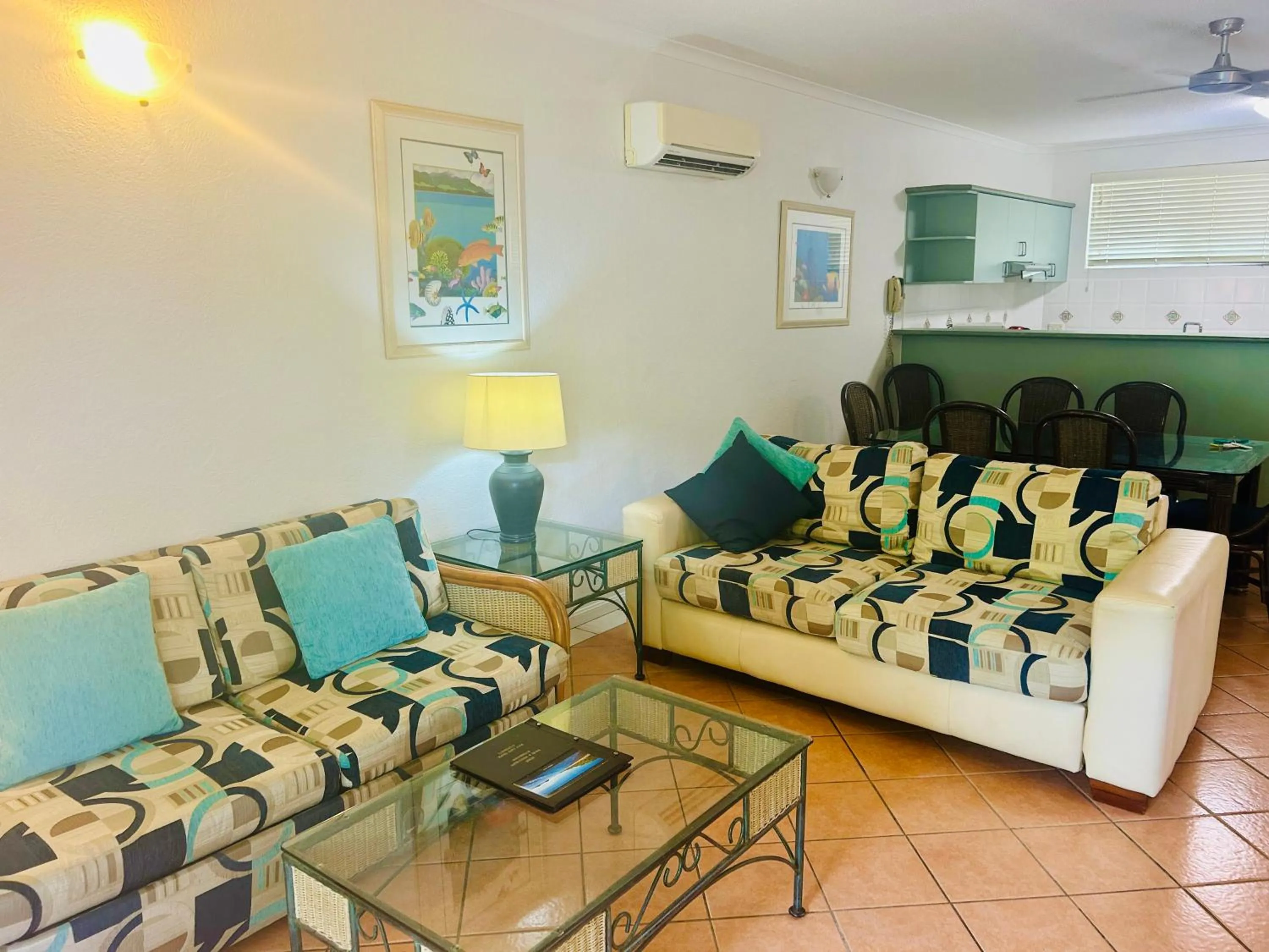 Palm Cove Tropic Apartments