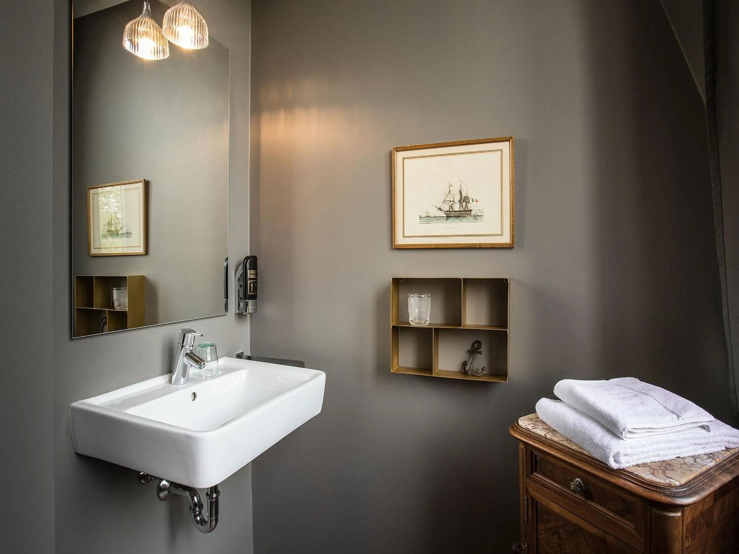 Bathroom in Hotel Heimathafen