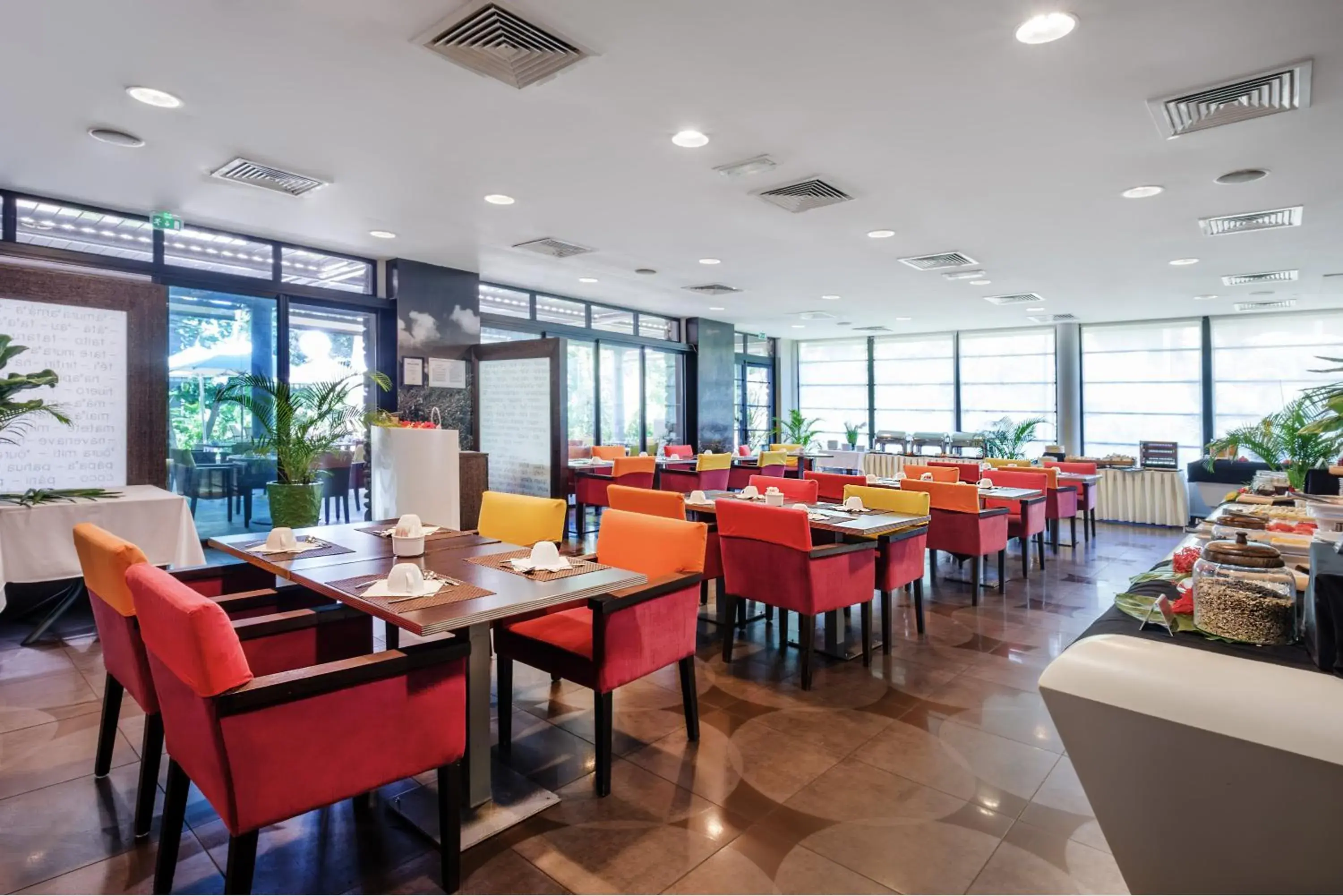 Restaurant/places to eat in Te Moana Tahiti Resort Restaurant/places to eat in Te Moana Tahiti Resort