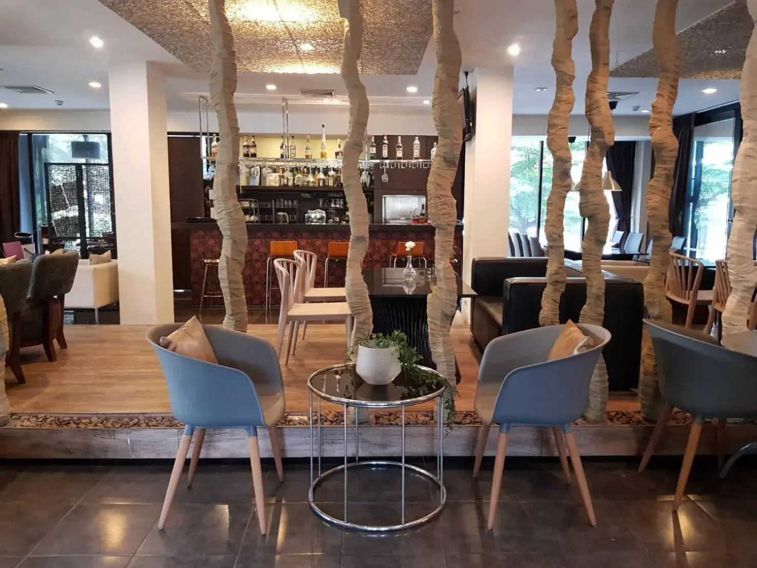 Restaurant/places to eat, Lounge/Bar in Manita Boutique Hotel