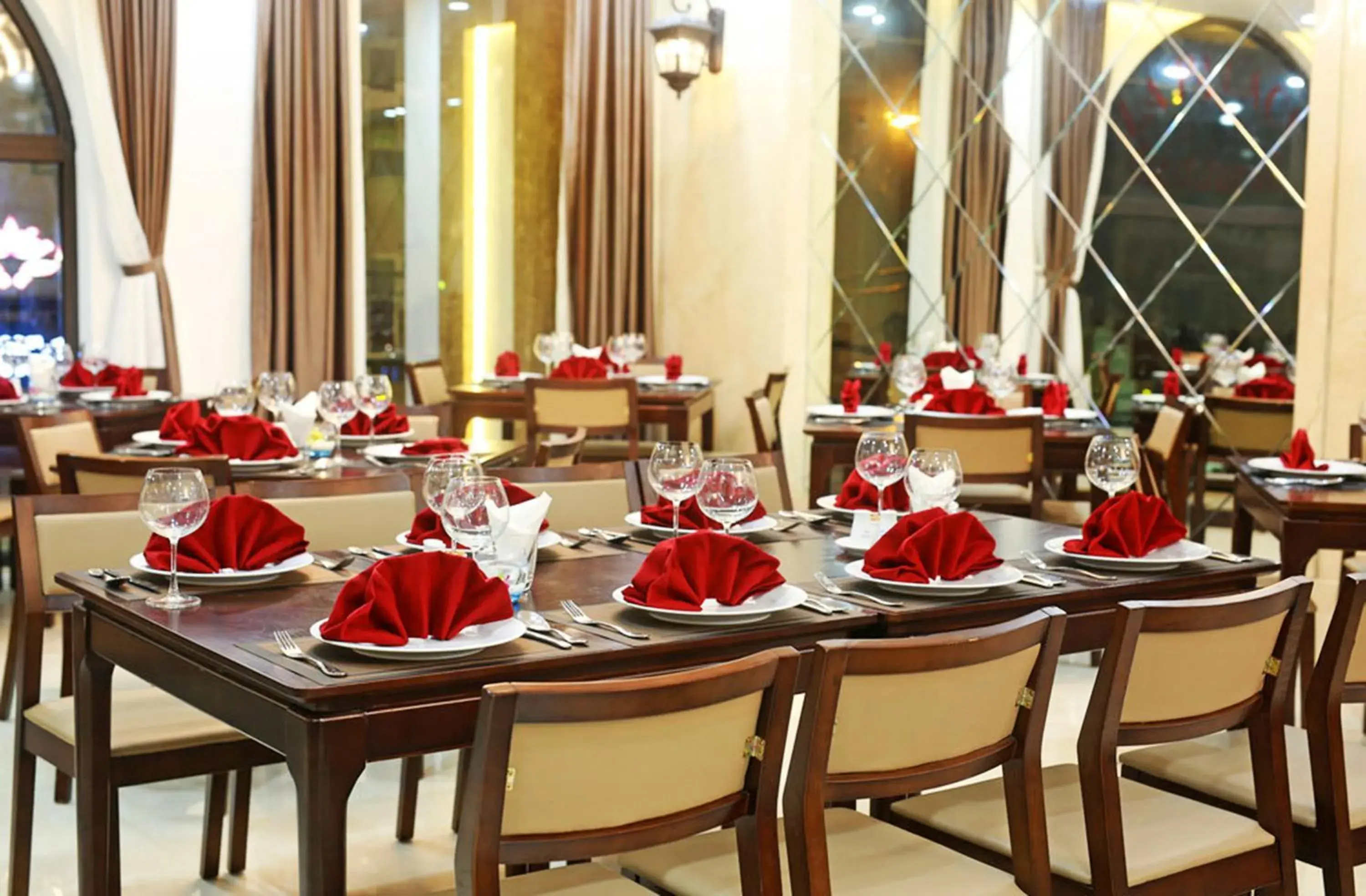 Restaurant/places to eat in Dylan Hotel Danang Restaurant/places to eat in Dylan Hotel Danang