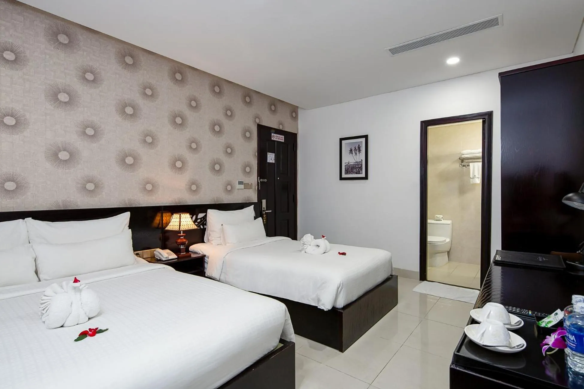 Time of day, Bed in Dylan Hotel Danang