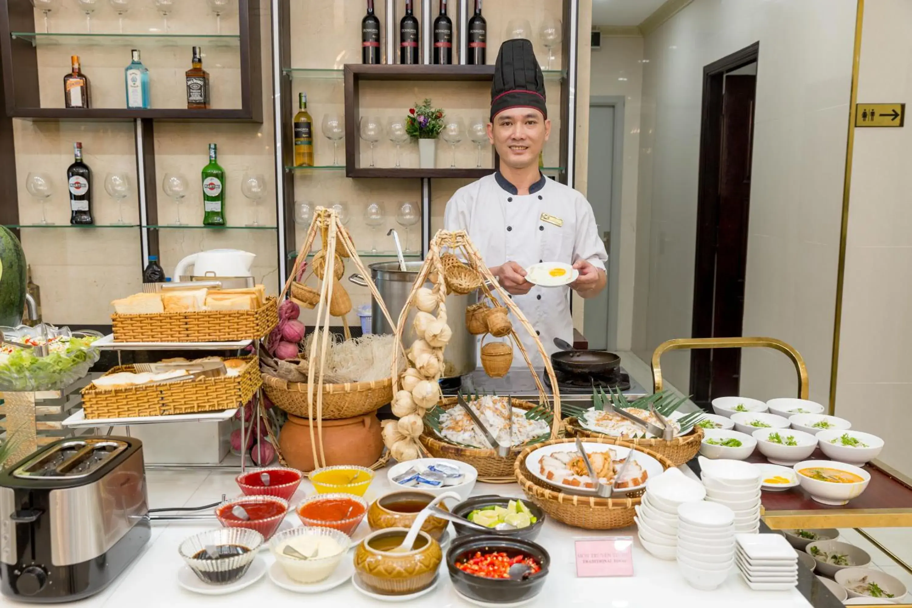 Restaurant/places to eat in Dylan Hotel Danang Restaurant/places to eat in Dylan Hotel Danang