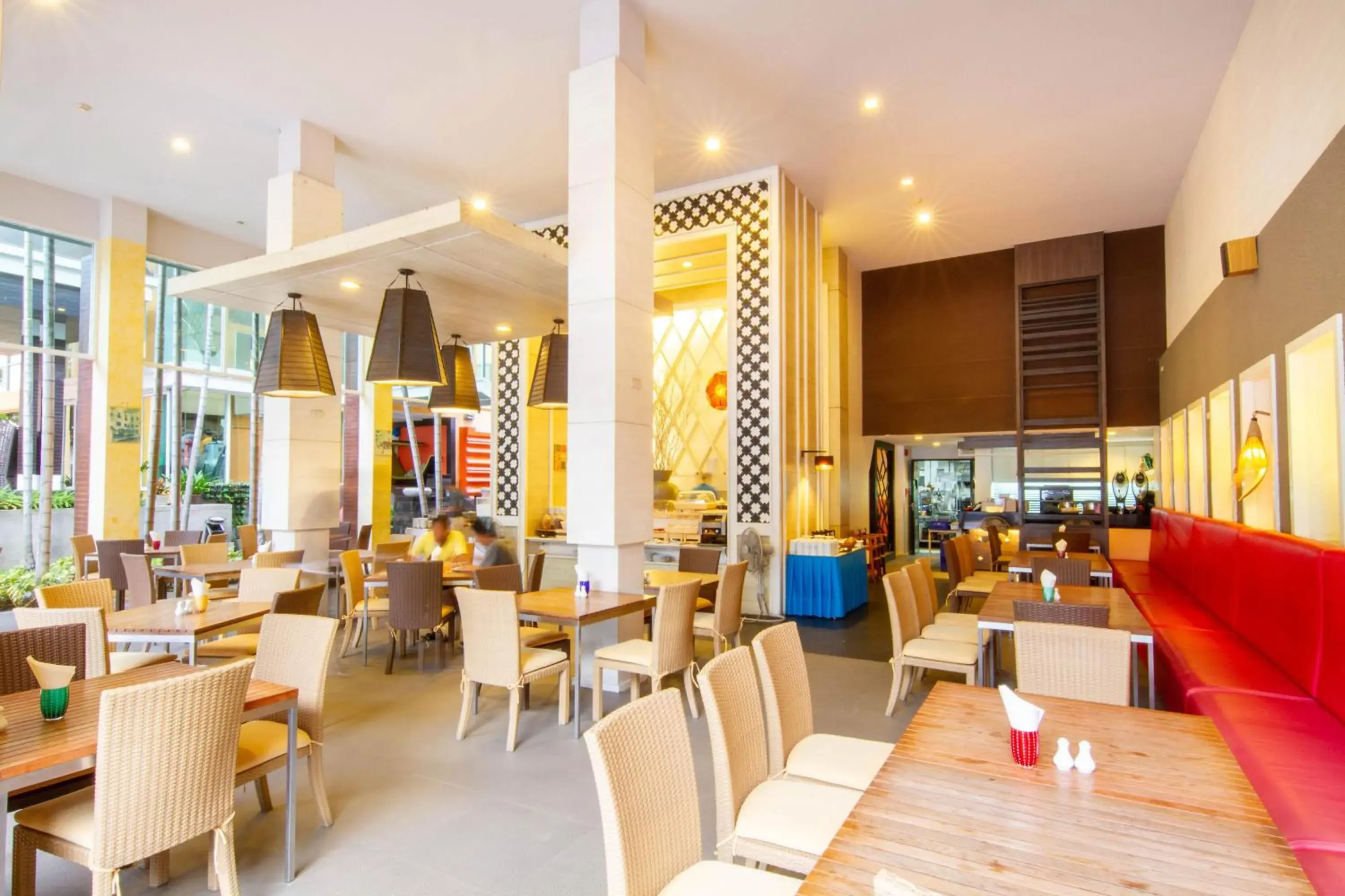 Restaurant/places to eat in FuramaXclusive Sandara Hua Hin at Cha-am Beach Restaurant/places to eat in FuramaXclusive Sandara Hua Hin at Cha-am Beach
