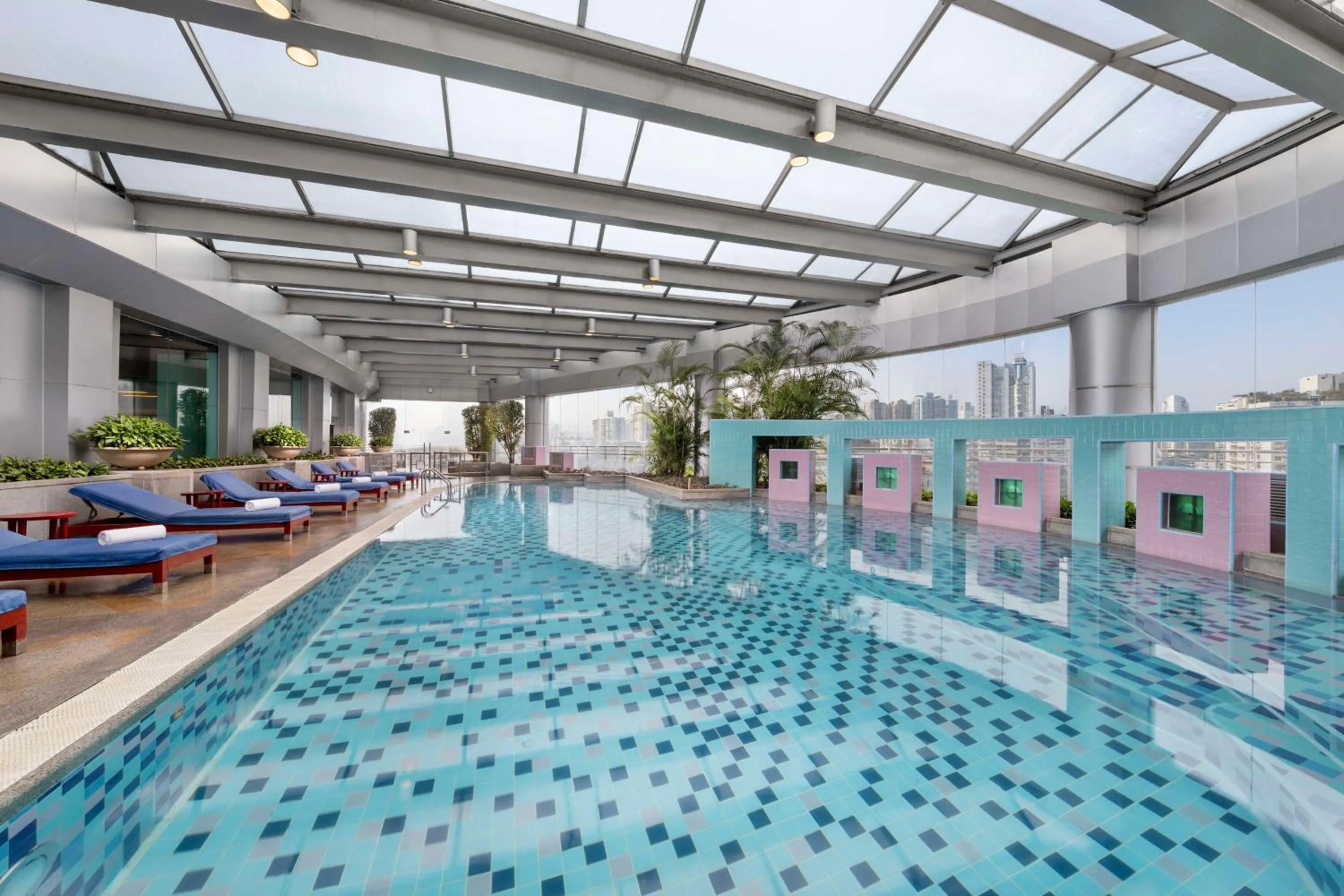 Pool view in Hilton Chongqing