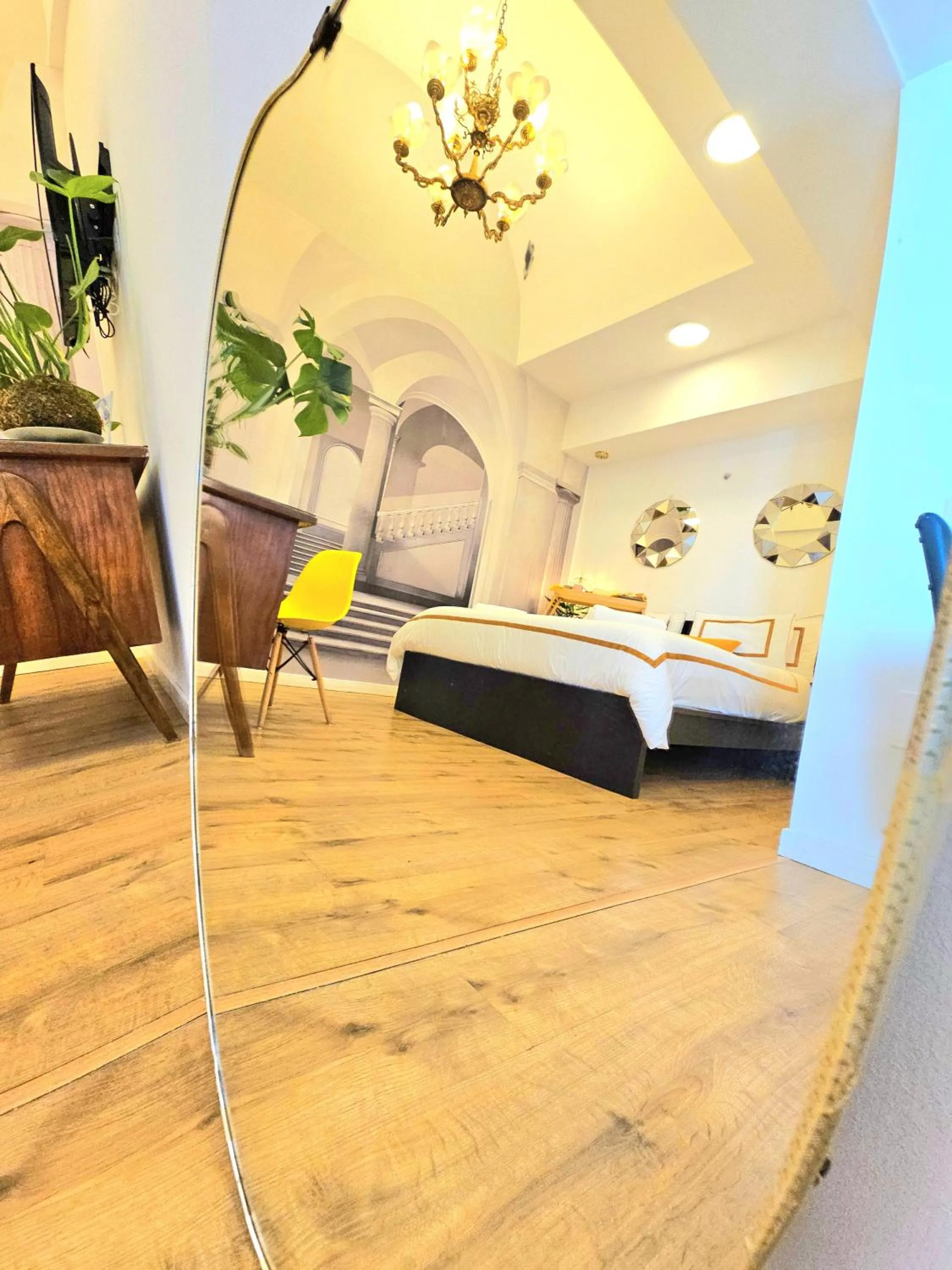 Photo of the whole room, Bed in Daily Napoli - Lungomare