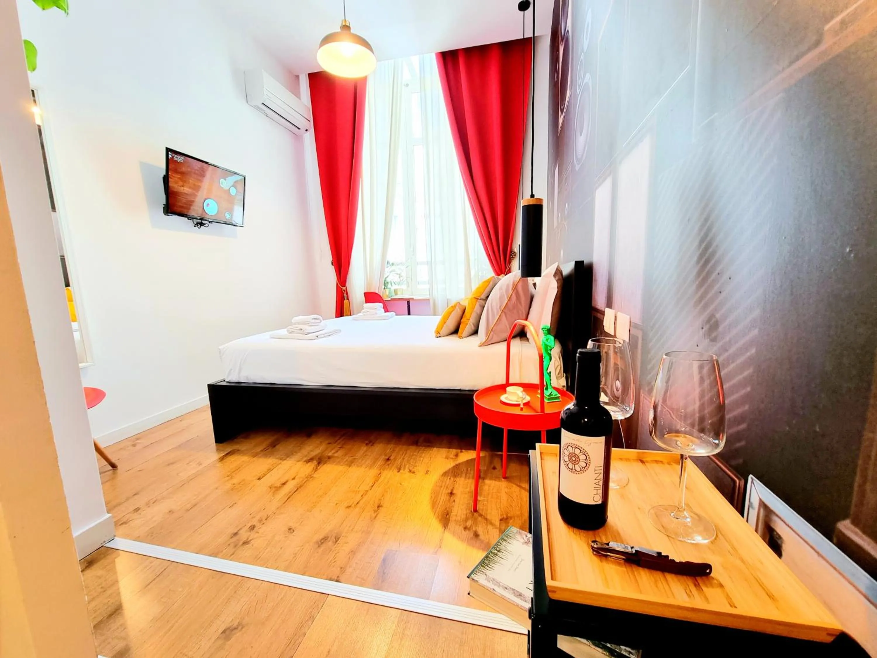 TV and multimedia, Bed in Daily Napoli - Lungomare