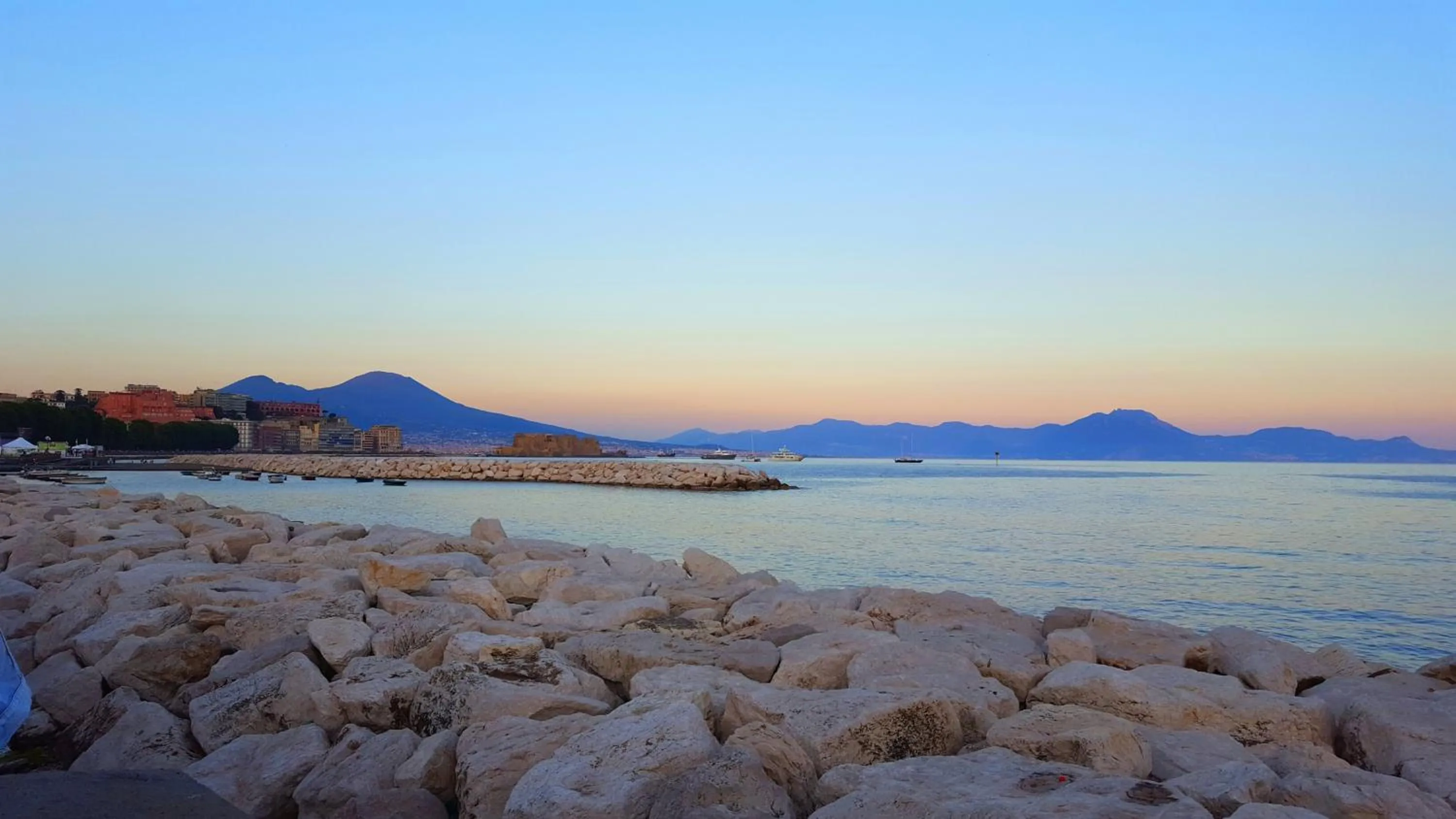 Property building in Daily Napoli - Lungomare