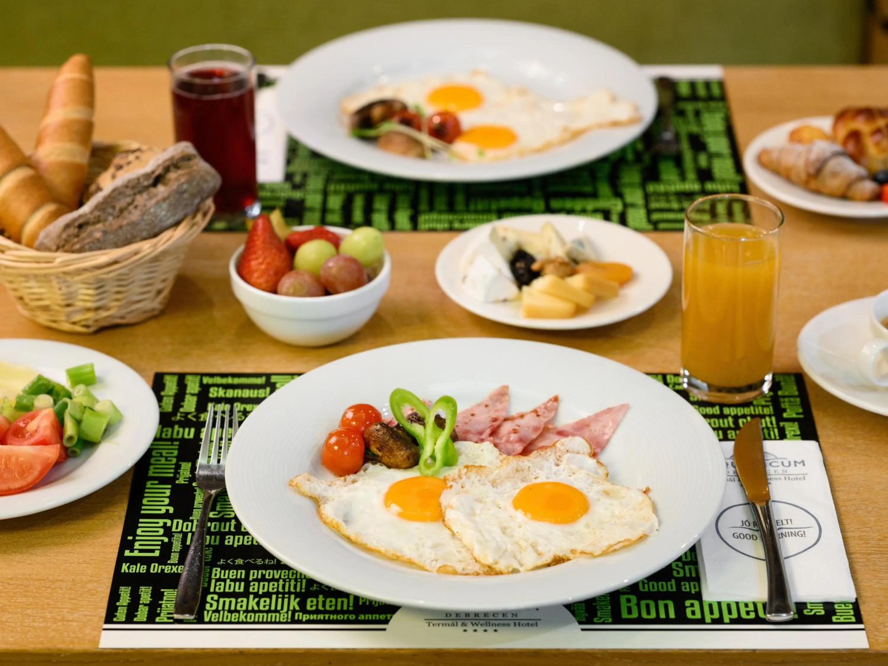 Breakfast in Aquaticum Debrecen Termal & Wellness Hotel