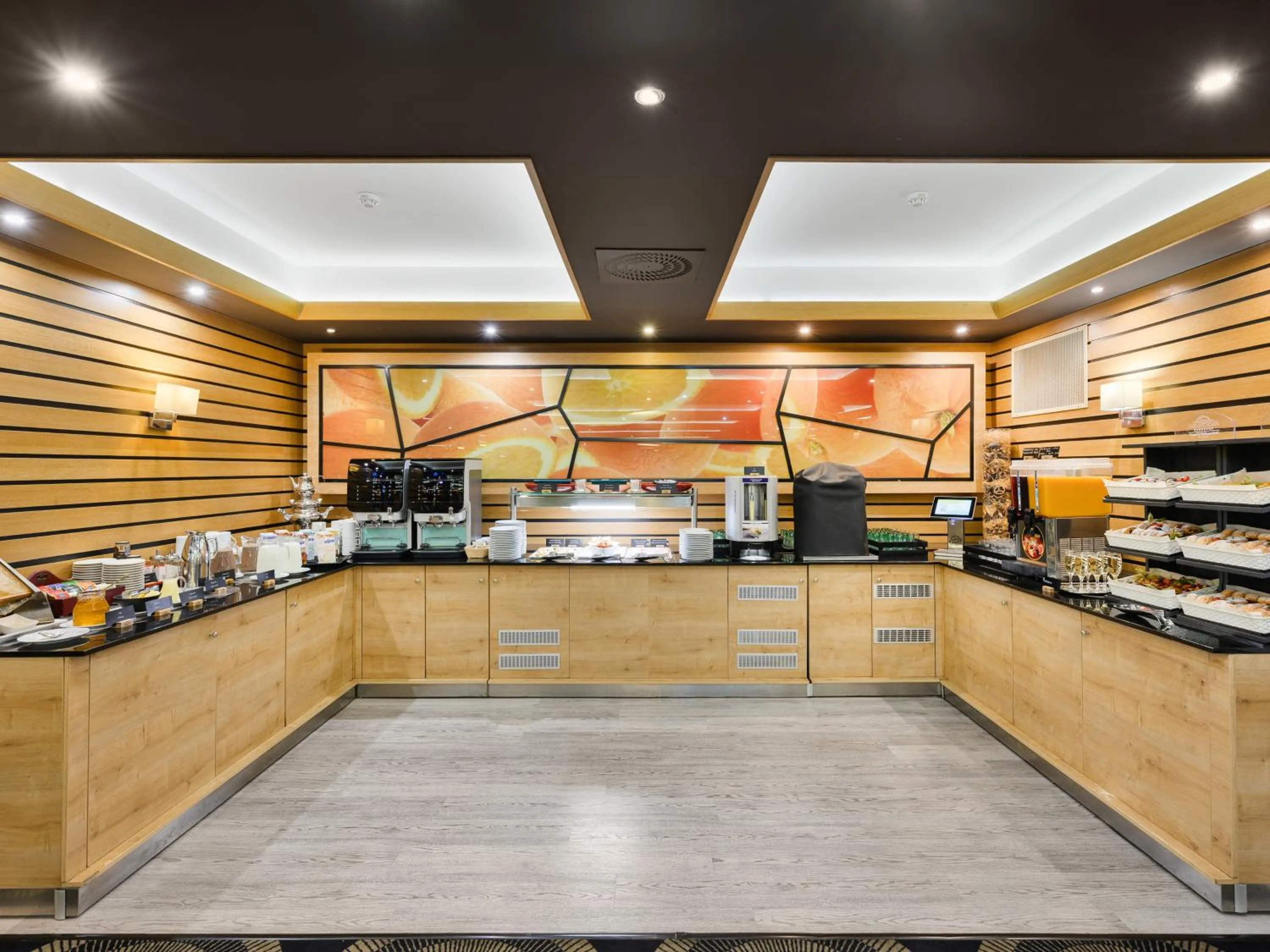 Buffet breakfast in Aquaticum Debrecen Termal & Wellness Hotel