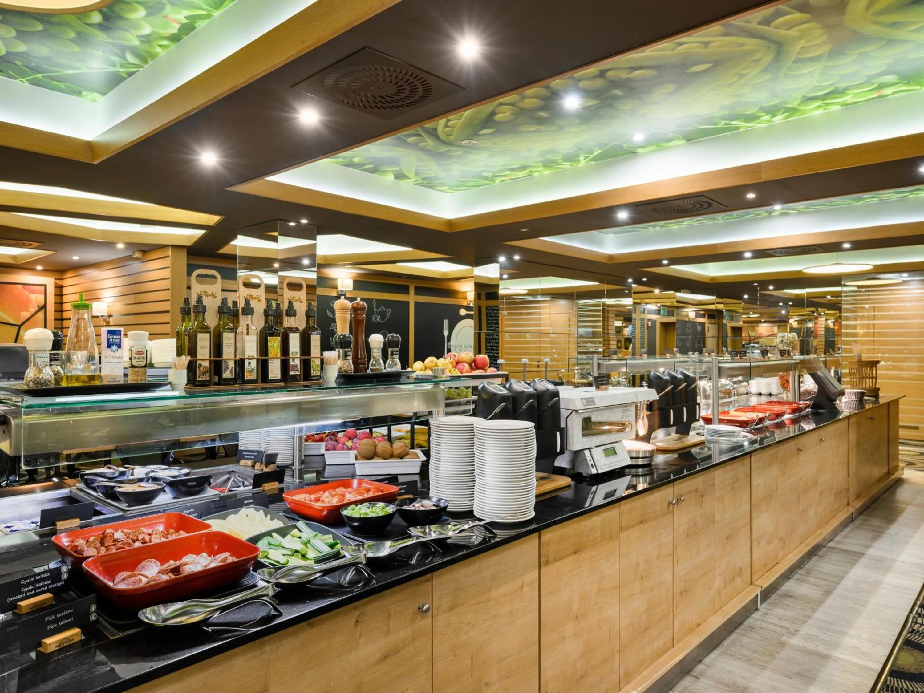 Buffet breakfast in Aquaticum Debrecen Termal & Wellness Hotel