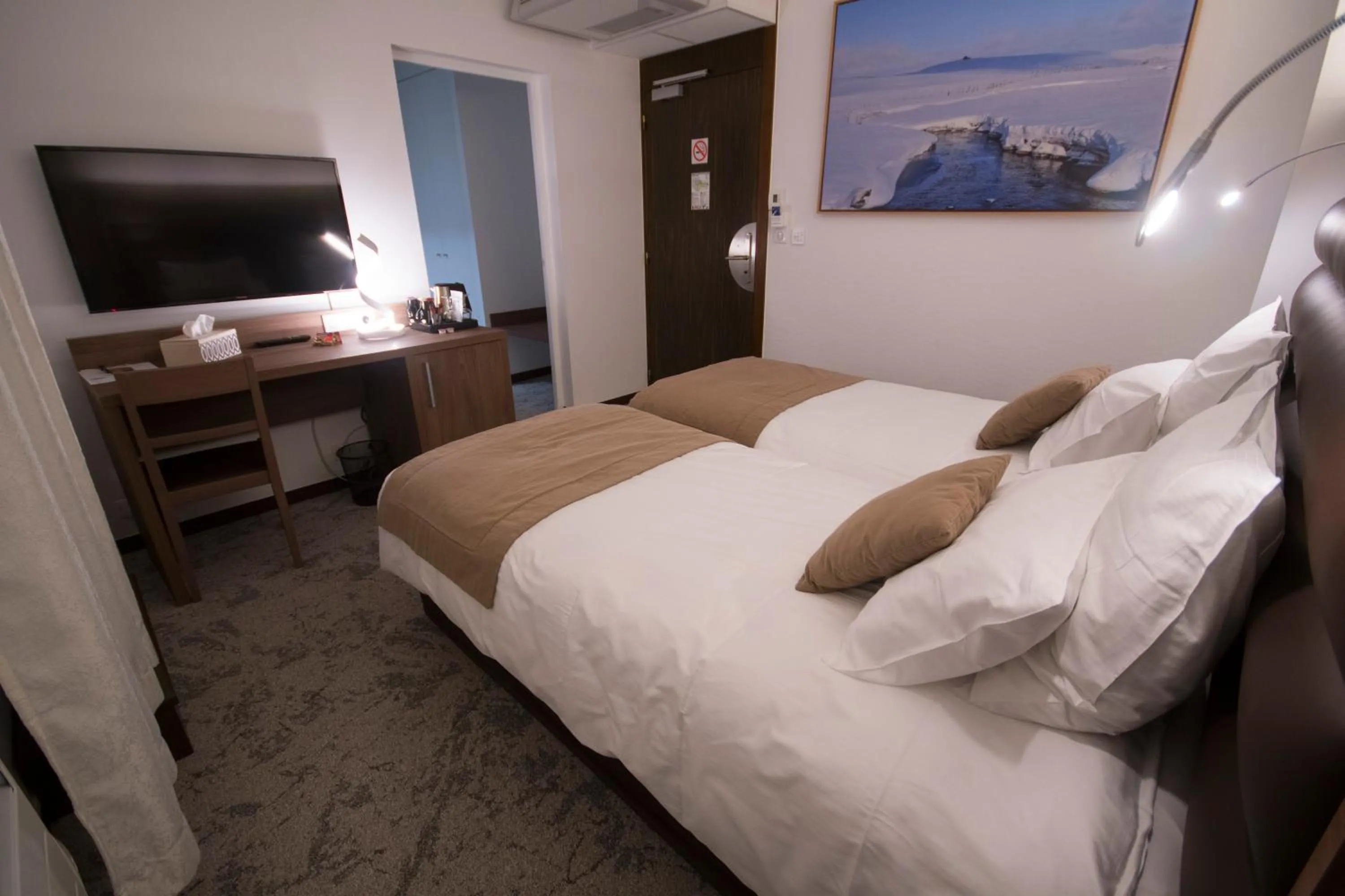Bedroom, Bed in Hôtel Bastide