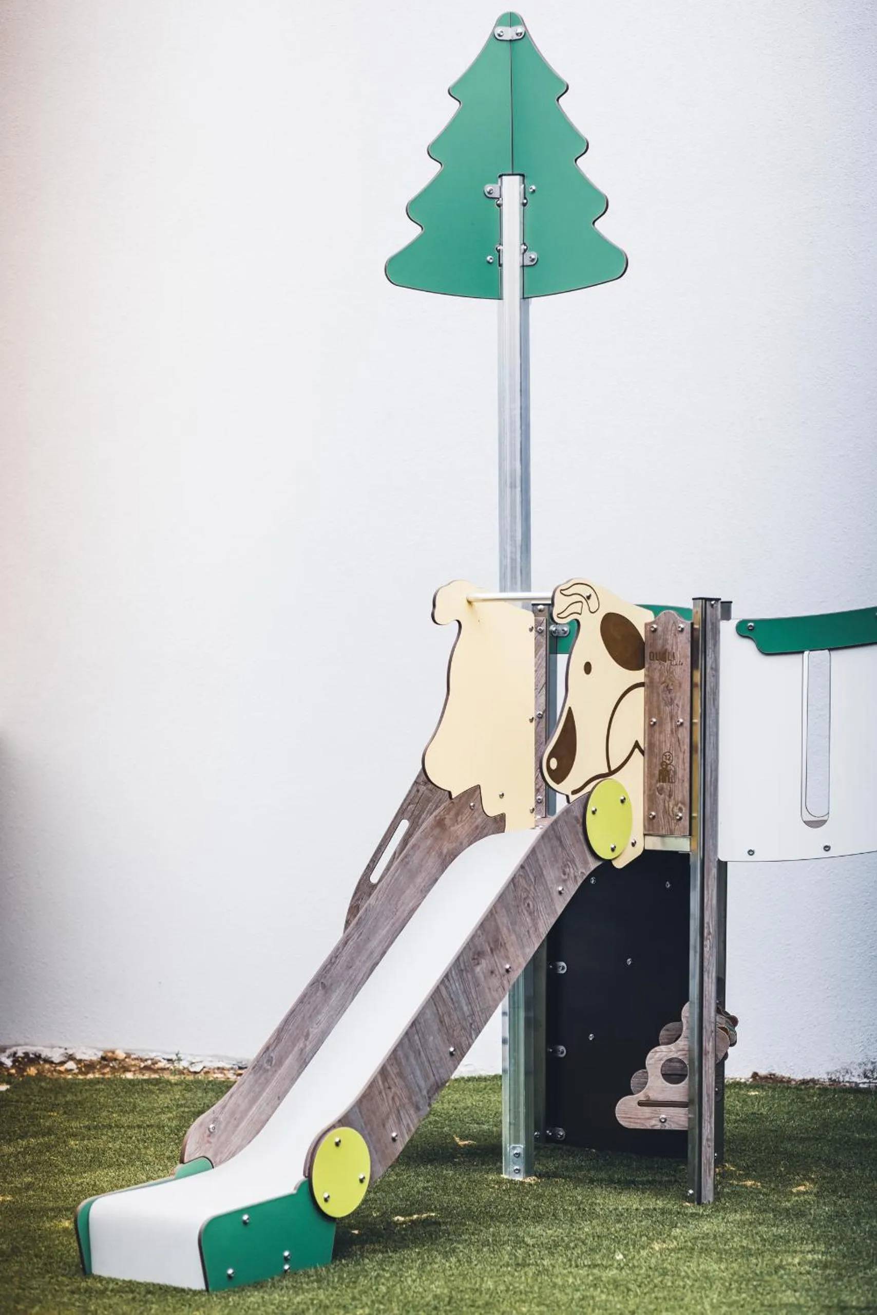 Children play ground in Hôtel Bastide