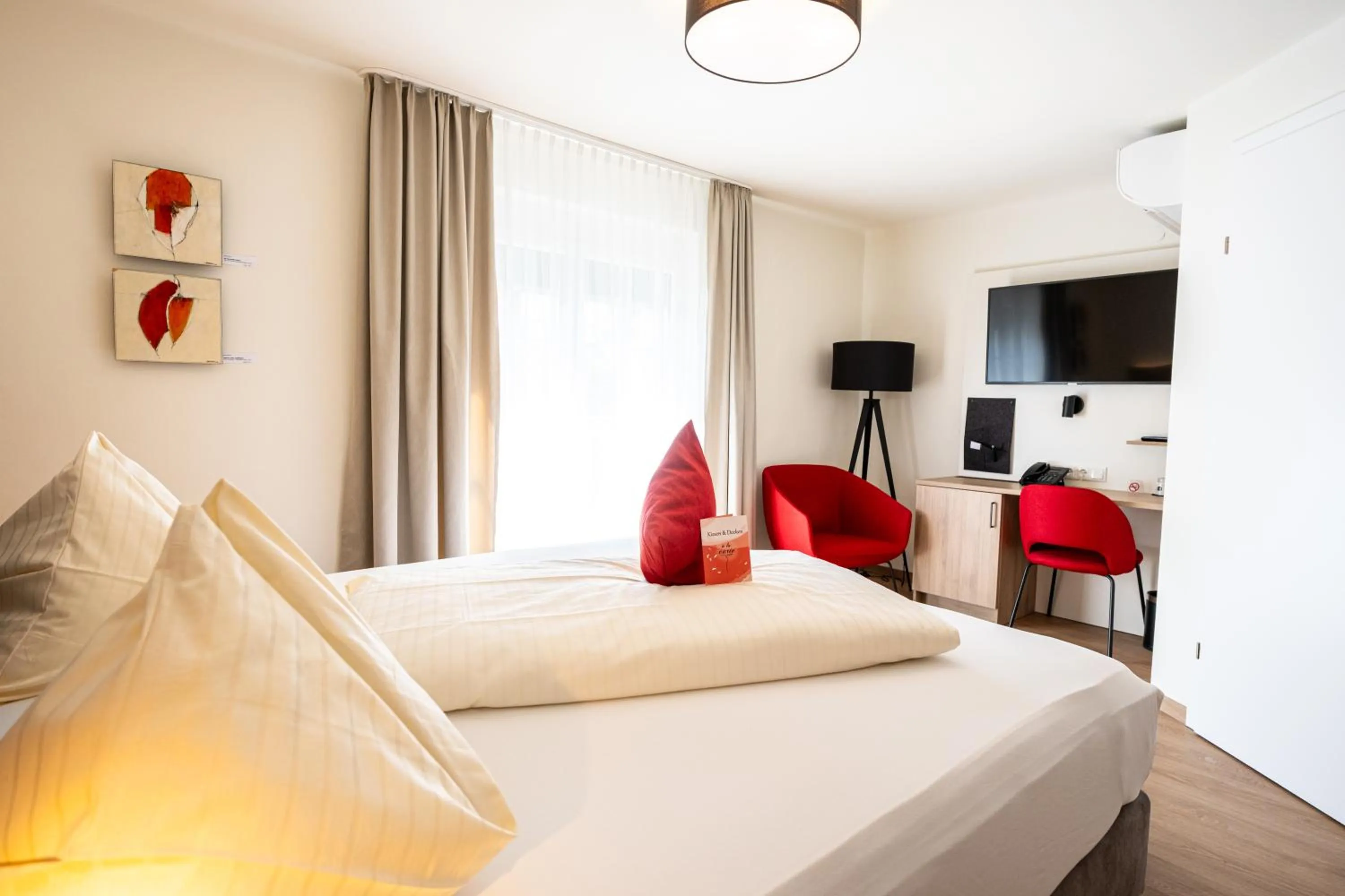 Photo of the whole room, Bed in Hotel Rosenvilla