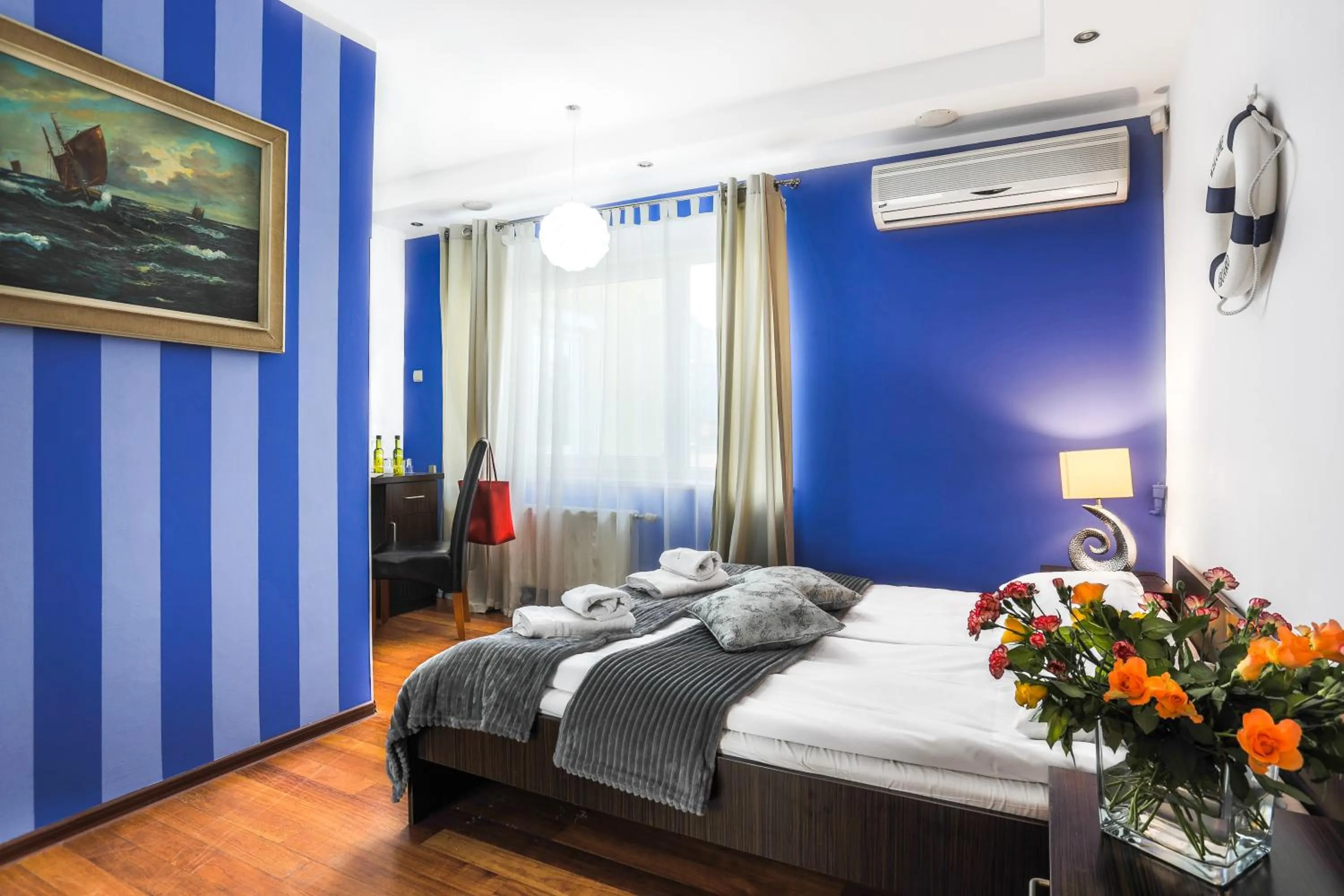 Photo of the whole room, Bed in Willa Bryza