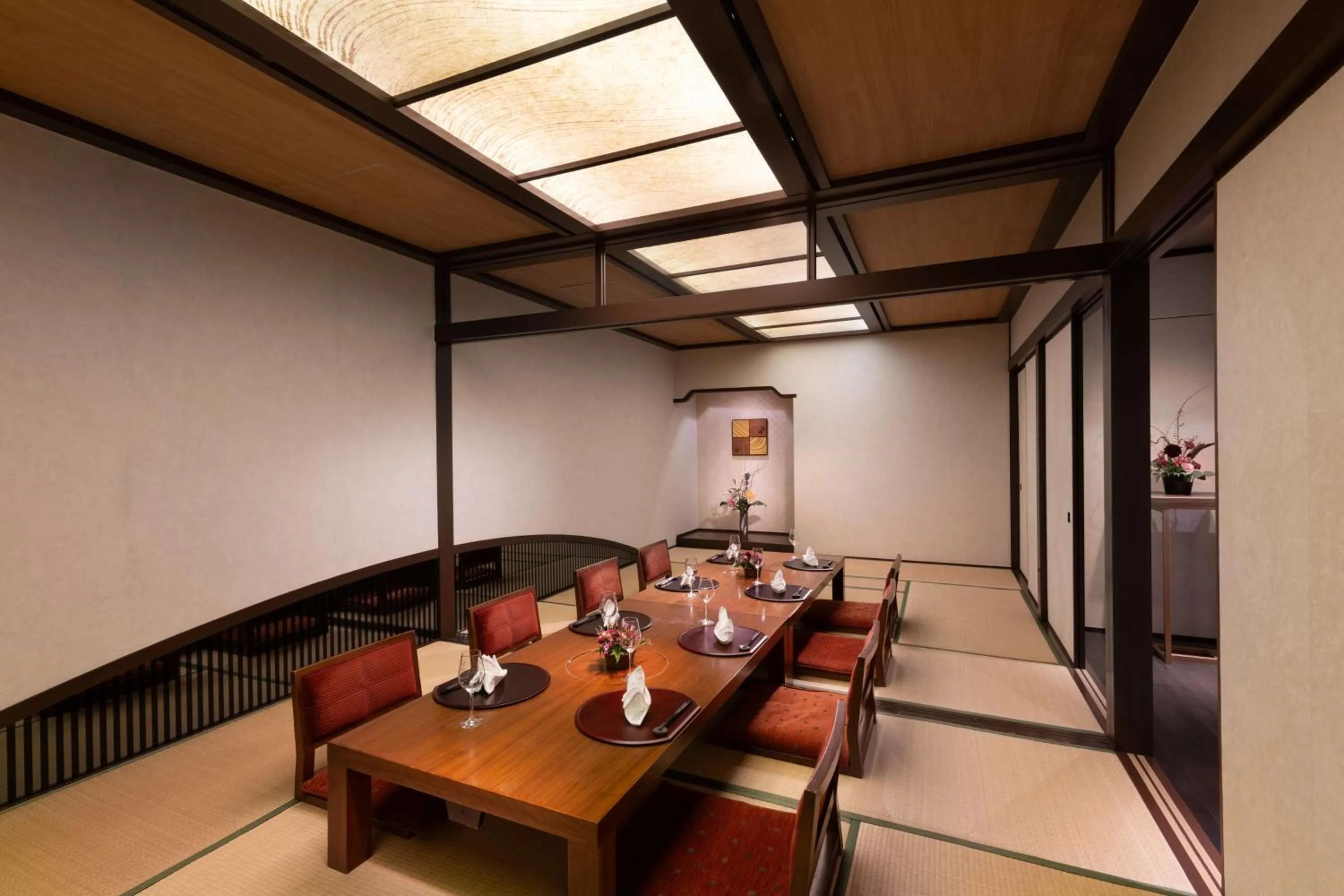 Restaurant/places to eat in Hilton Nagoya Hotel