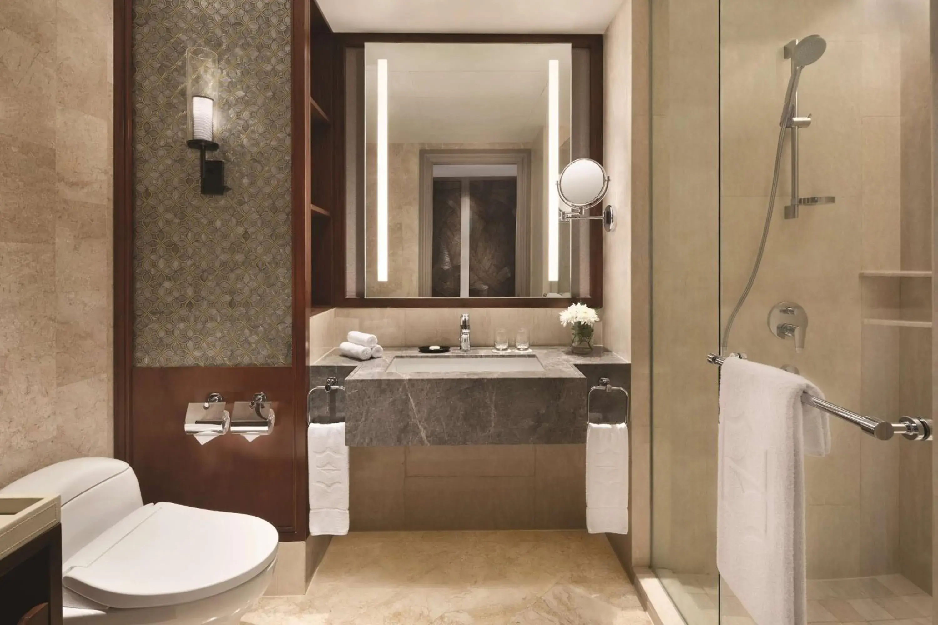 Photo of the whole room in Shangri-la Surabaya Photo of the whole room in Shangri-la Surabaya