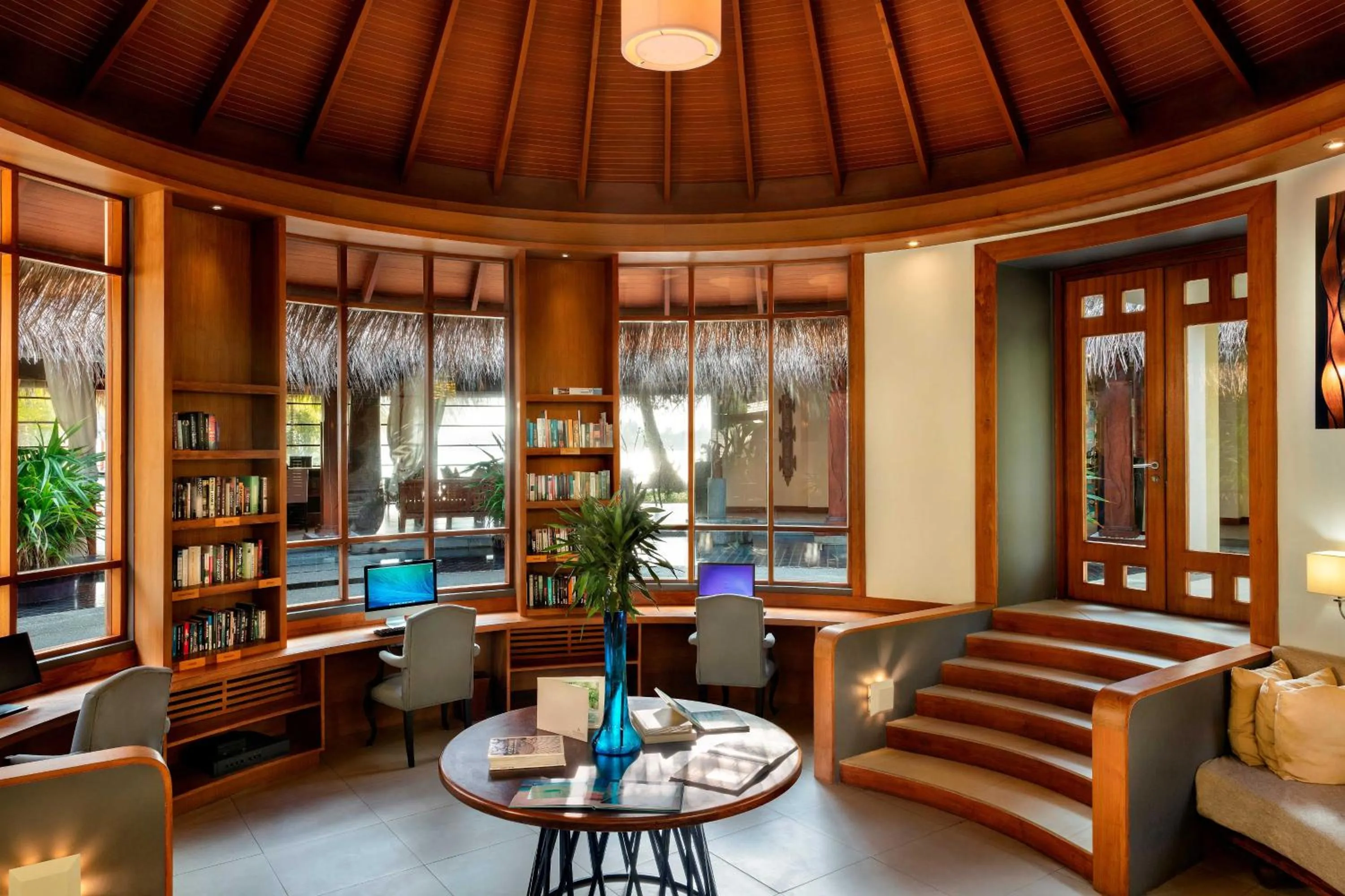 Library in Anantara Dhigu Maldives Resort
