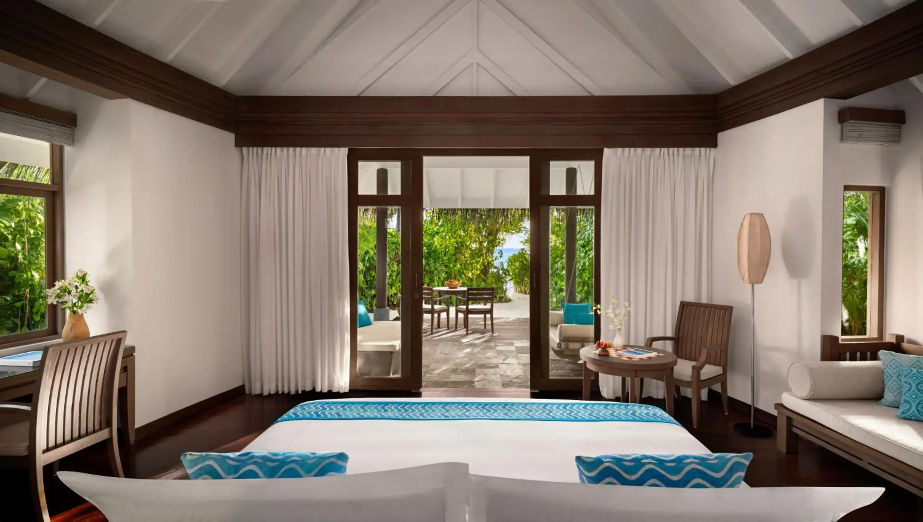 Sunset Beach Villa in Anantara Dhigu Maldives Resort Sunset Beach Villa in Anantara Dhigu Maldives Resort