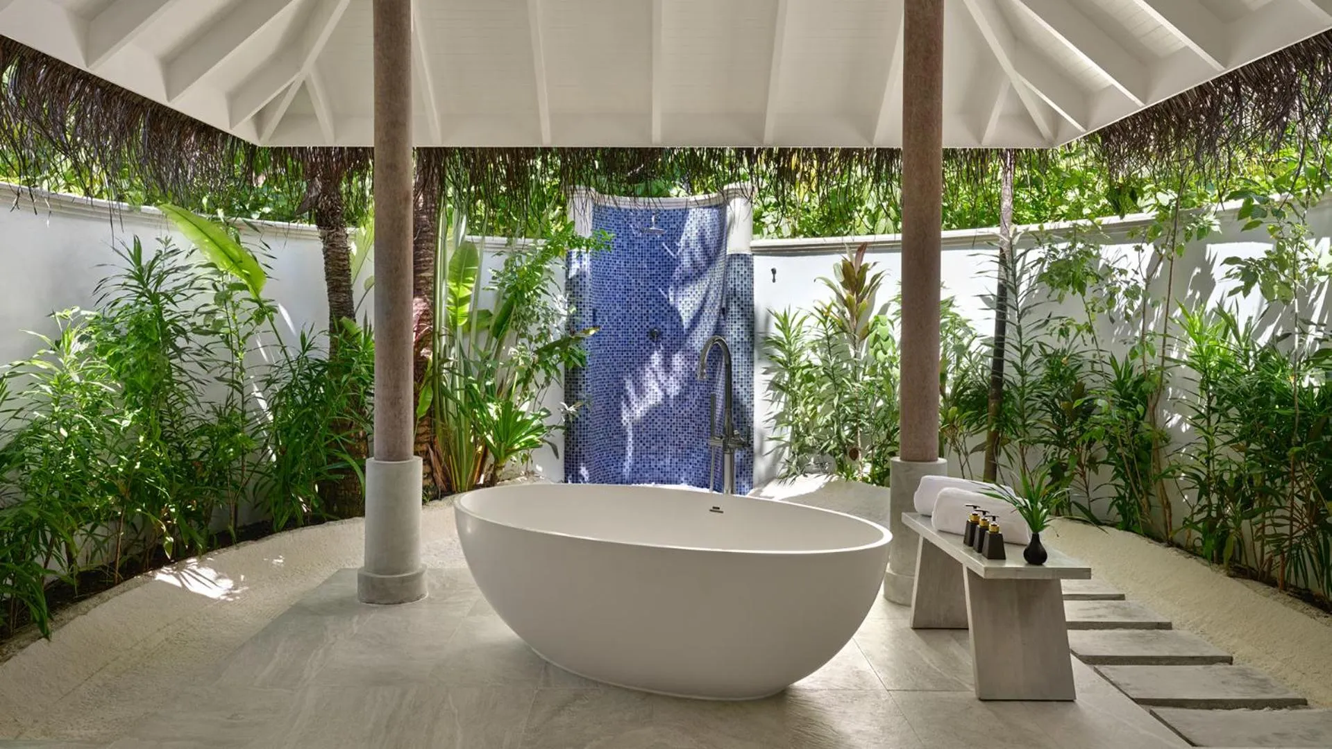 Bathroom in Anantara Dhigu Maldives Resort