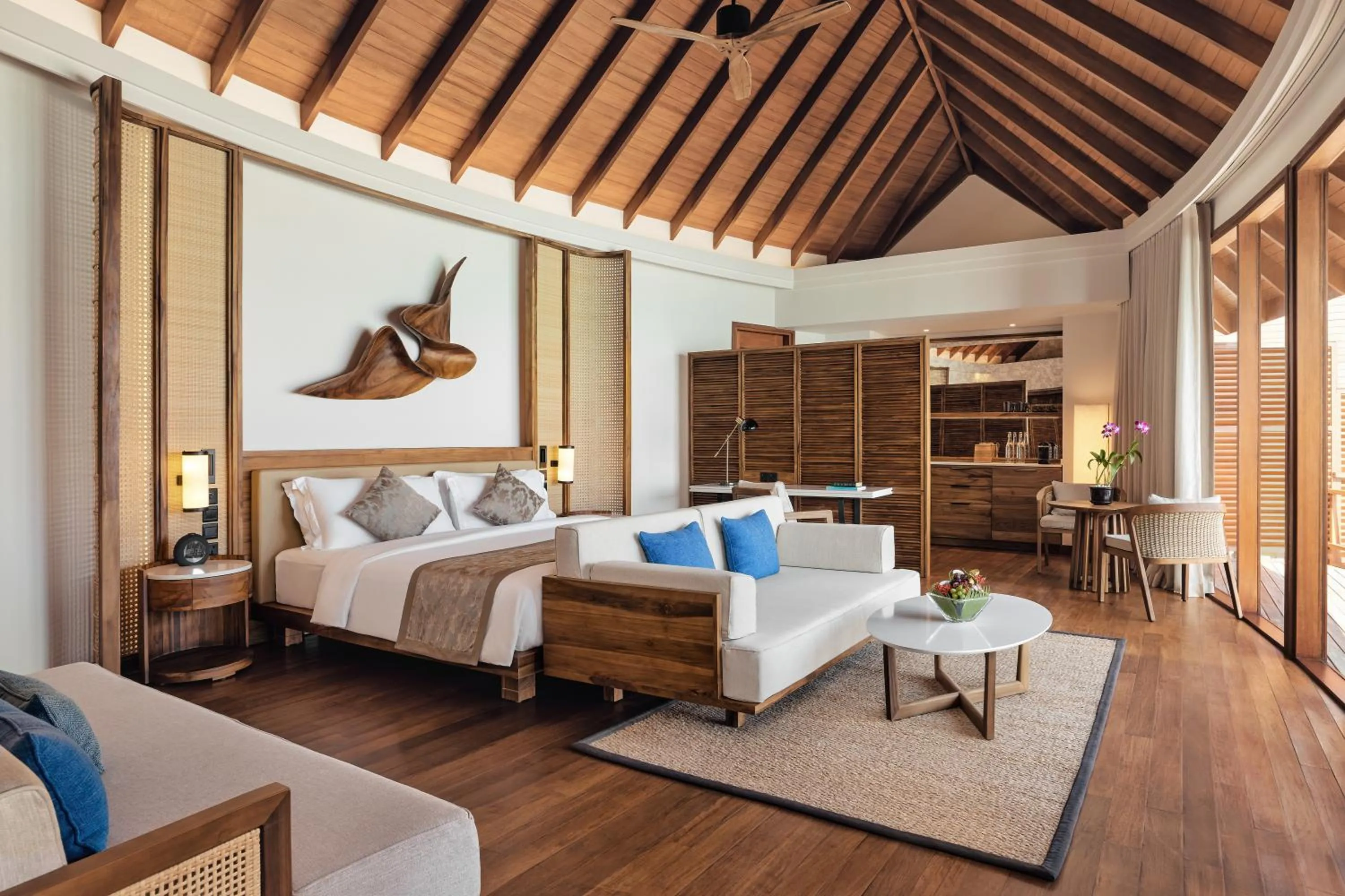 Bed in Anantara Dhigu Maldives Resort