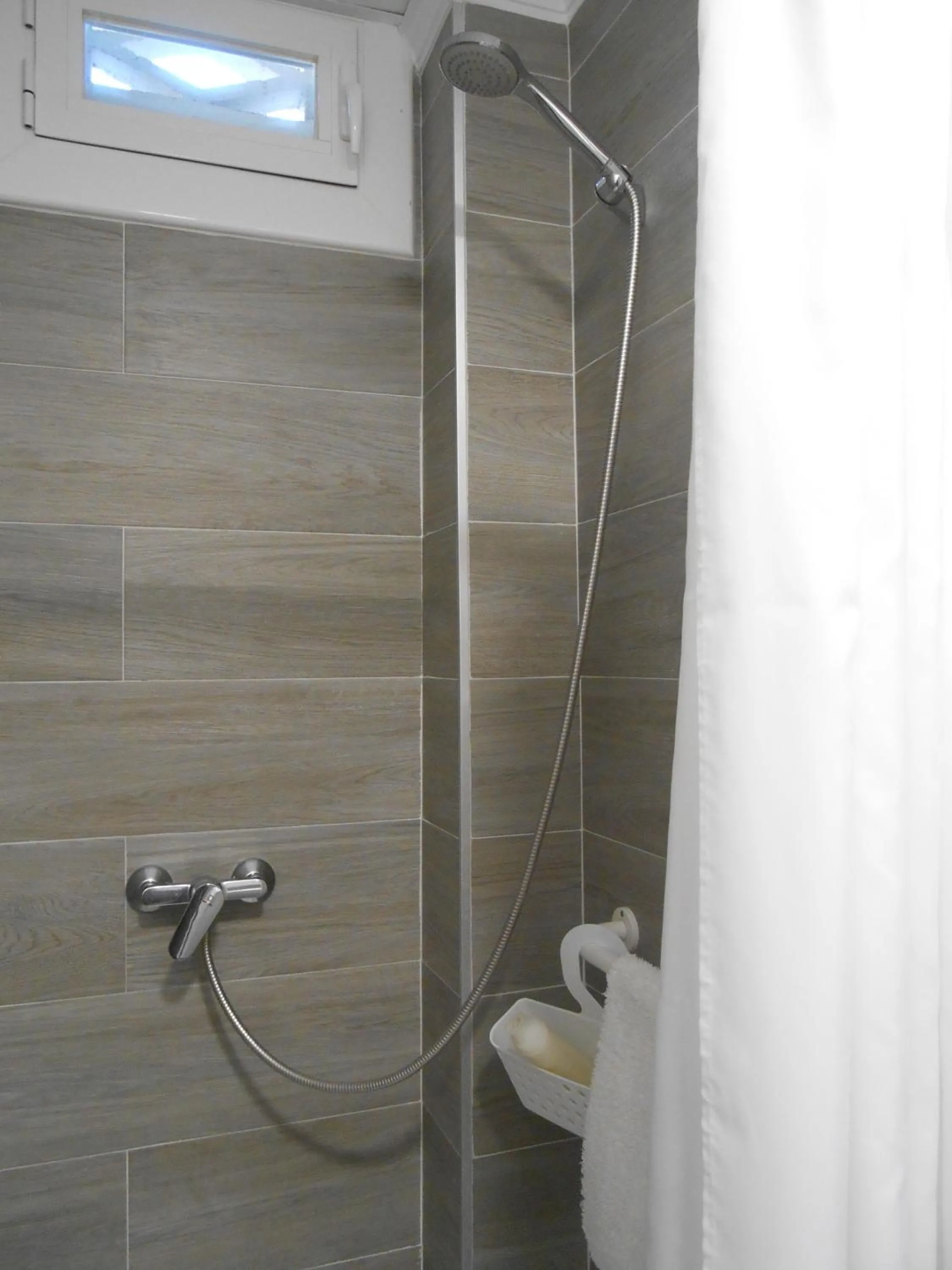 Shower in Hostal El Callejón