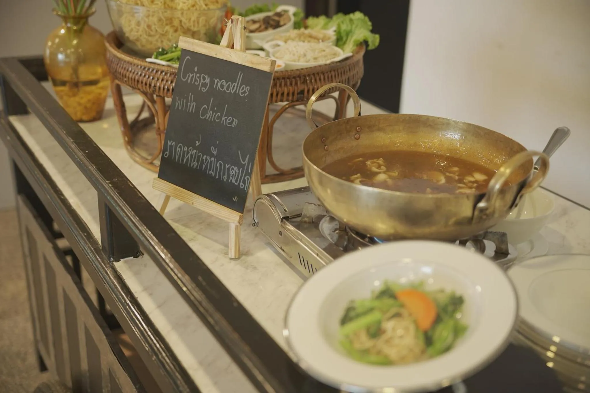 Food in Cross Vibe Bangkok Srinakarin