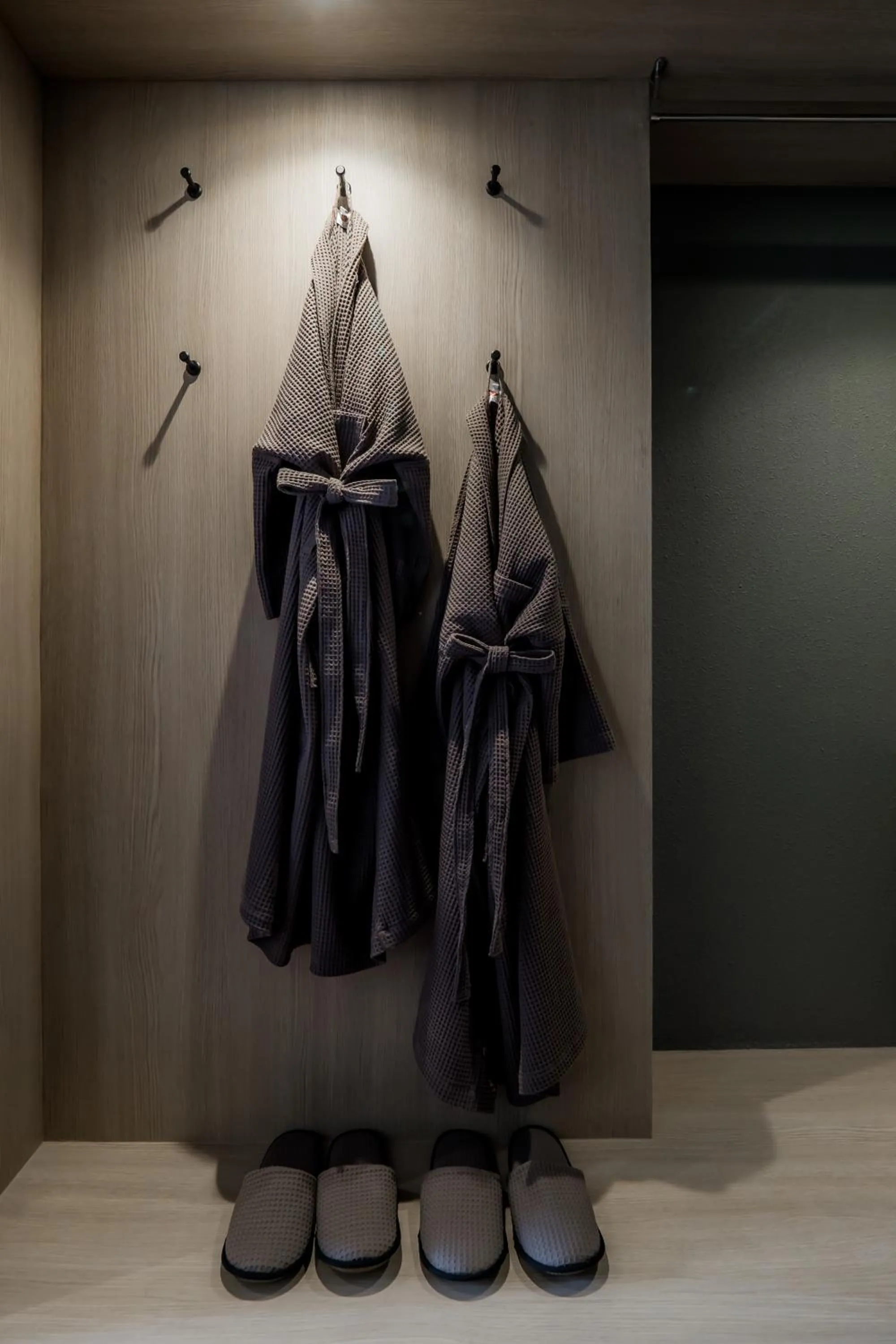 wardrobe in Cross Vibe Bangkok Srinakarin