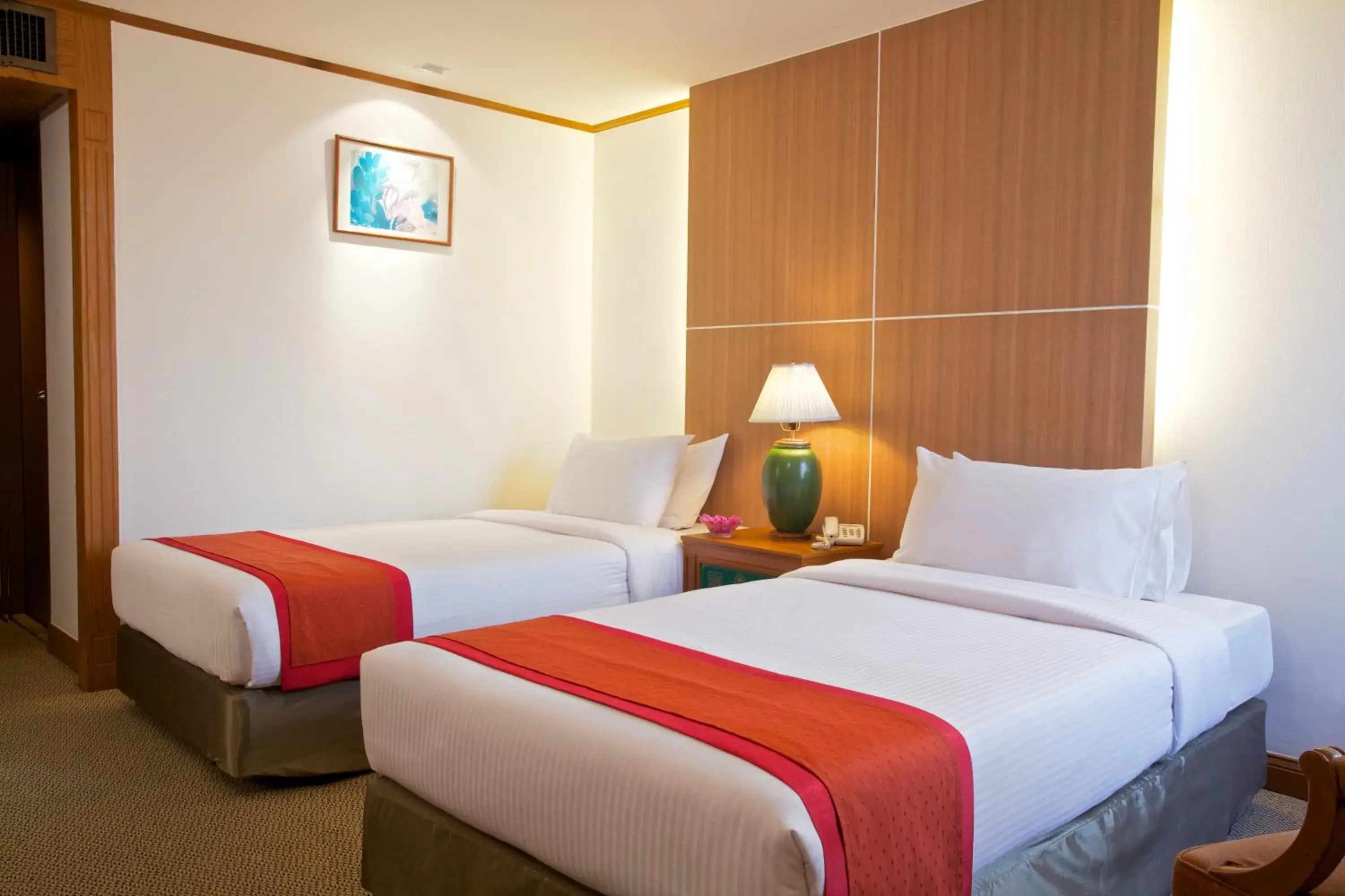 Deluxe Twin Room in Cross Vibe Bangkok Srinakarin Deluxe Twin Room in Cross Vibe Bangkok Srinakarin