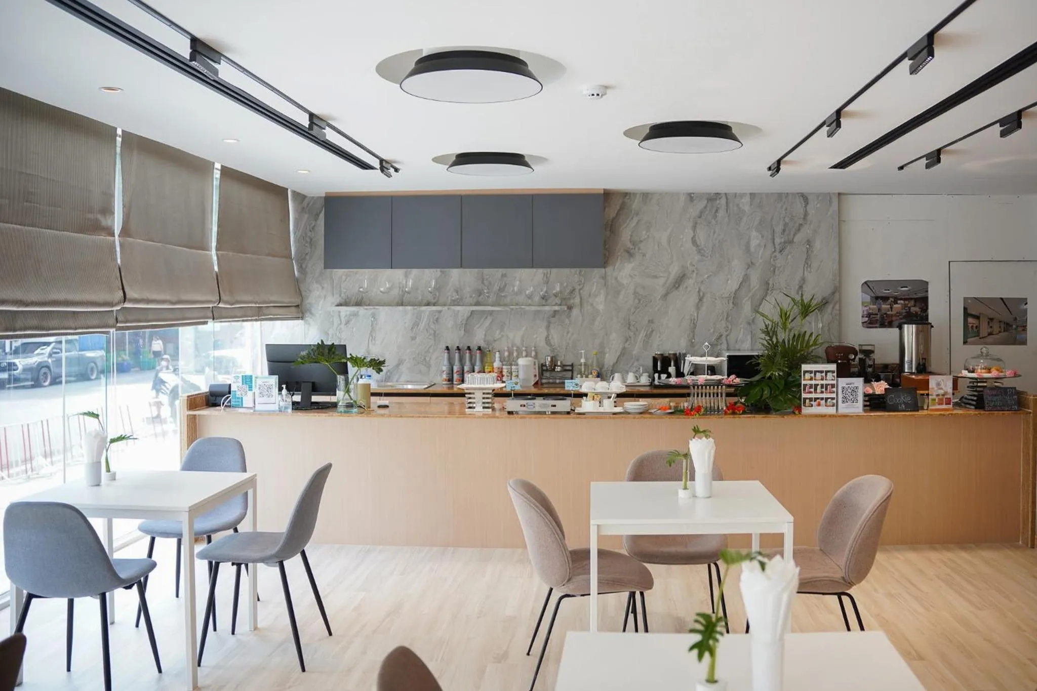 Restaurant/places to eat in Cross Vibe Bangkok Srinakarin