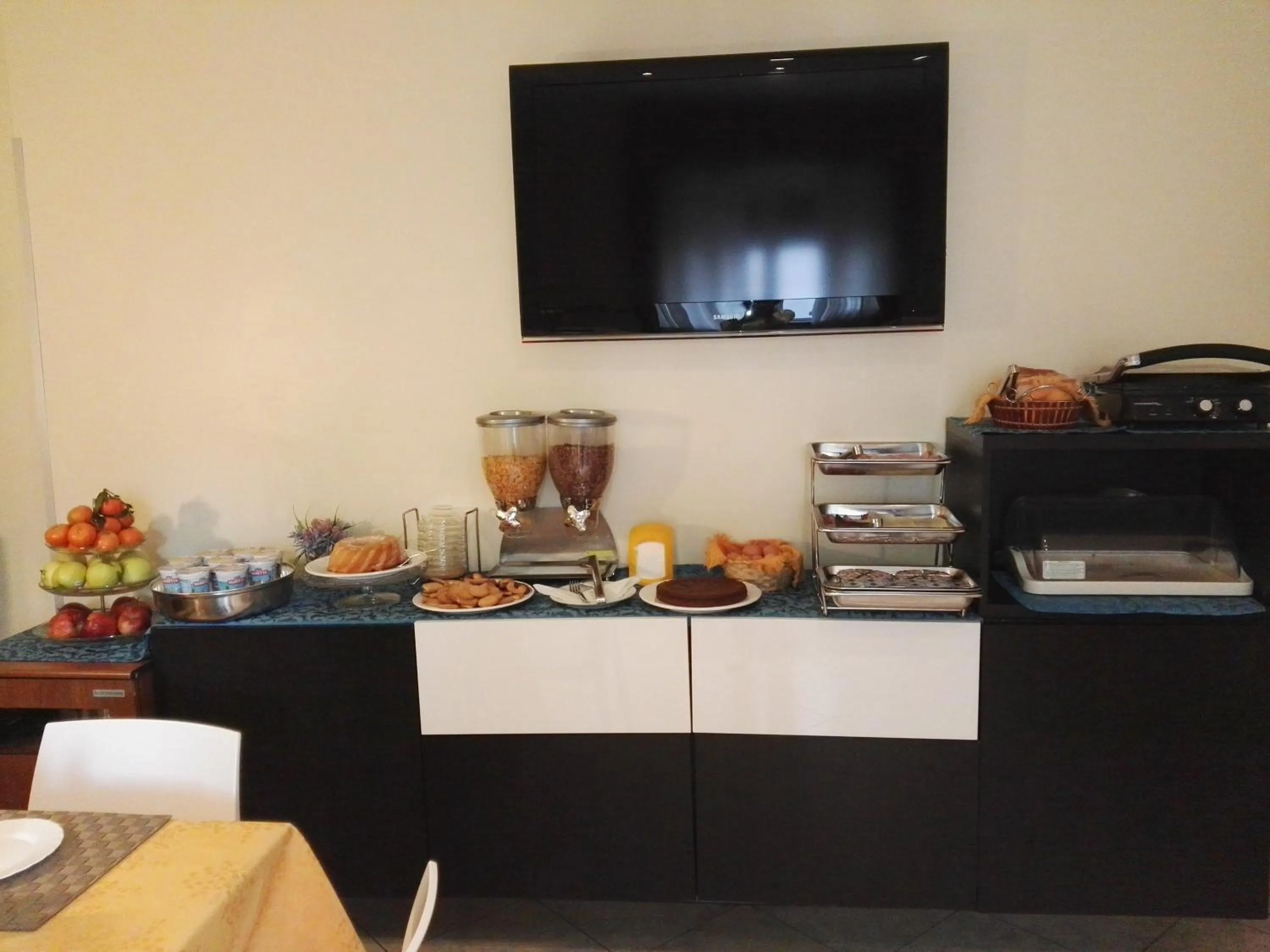 Breakfast in Hotel Loreto